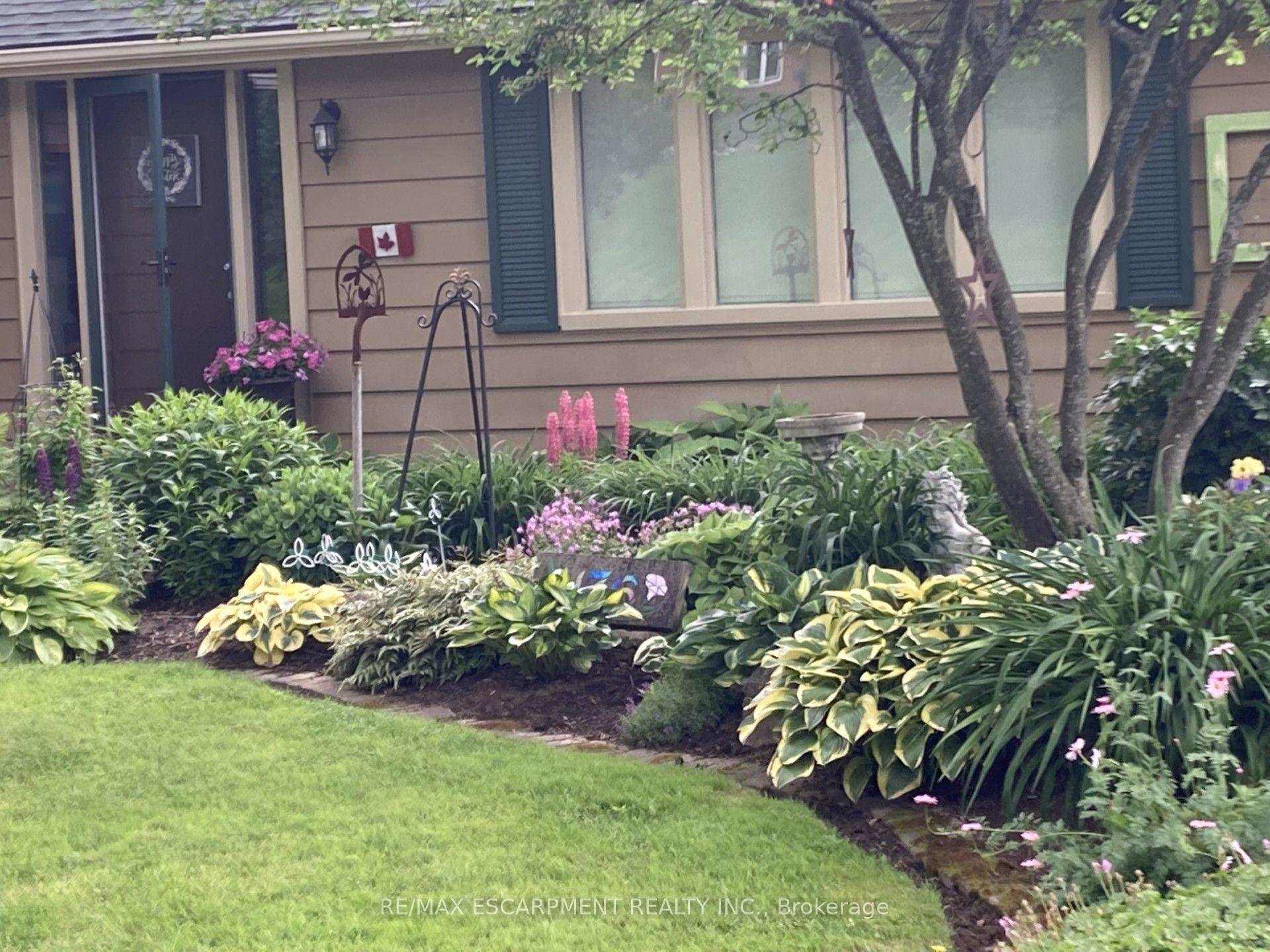 Photo 34 of 136 Hillcrest Avenue, Hamilton, Greensville — HOMEH