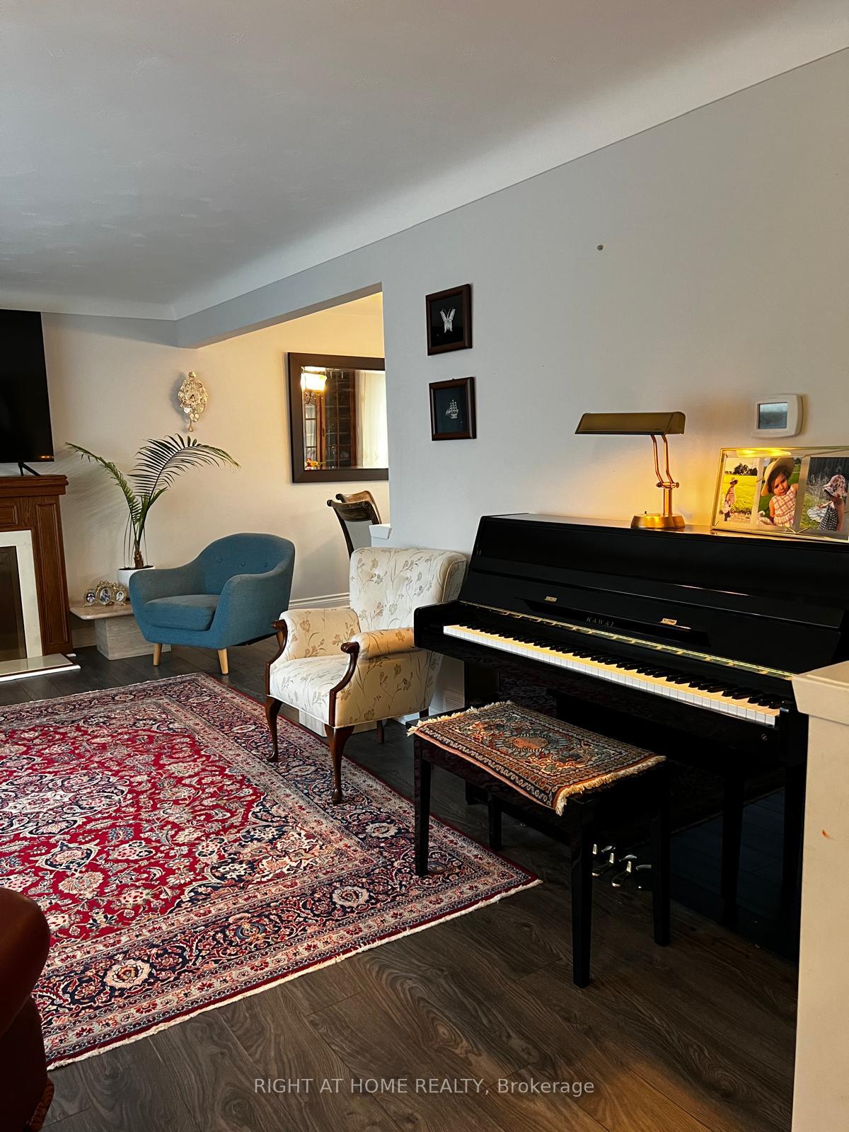 Photo 14 of 28 Lorne Avenue, Grimsby, Grimsby Beach — HOMEH