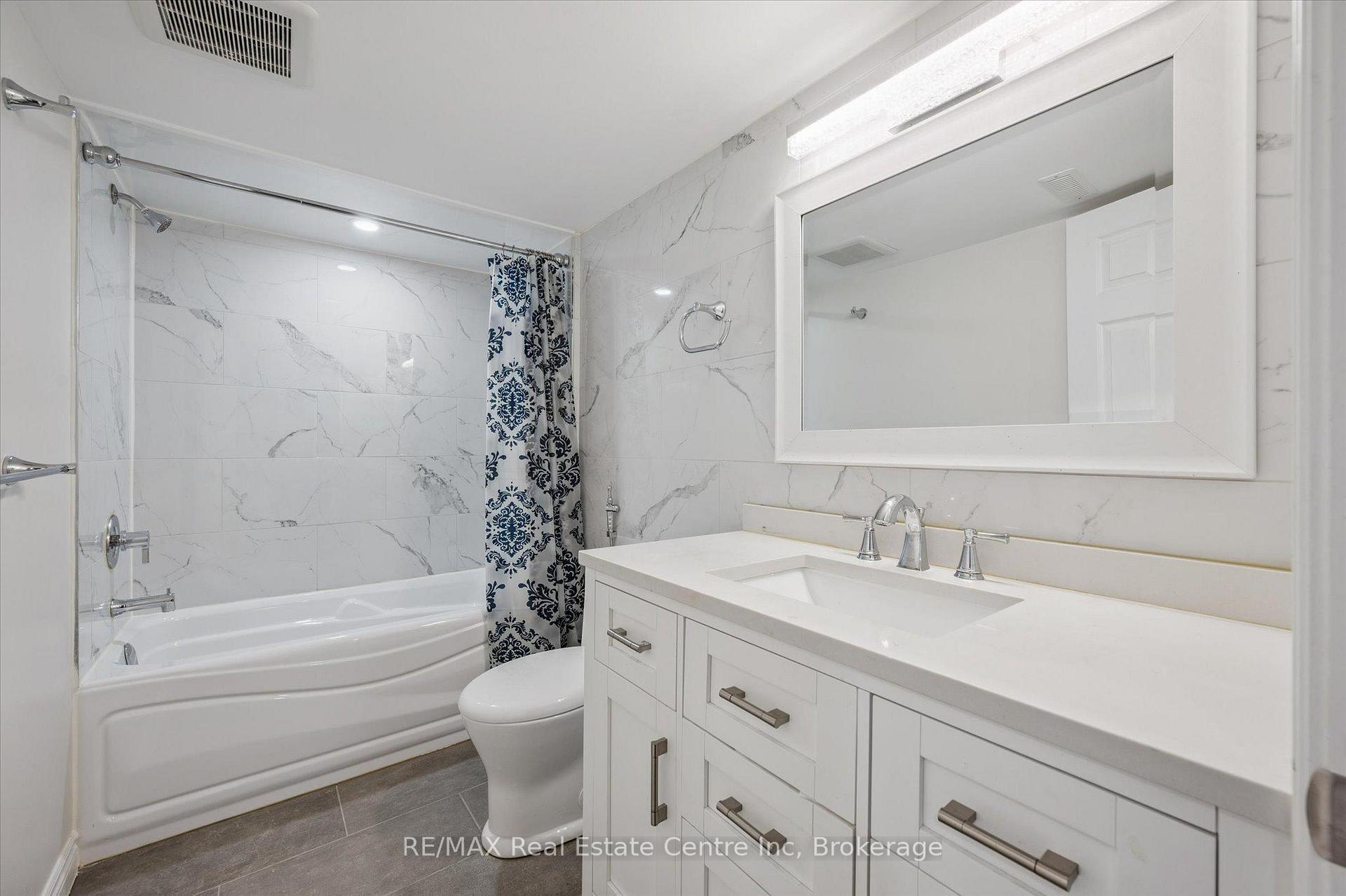 Photo 18 of 23 Ambrous Crescent, Guelph, Kortright East — HOMEH
