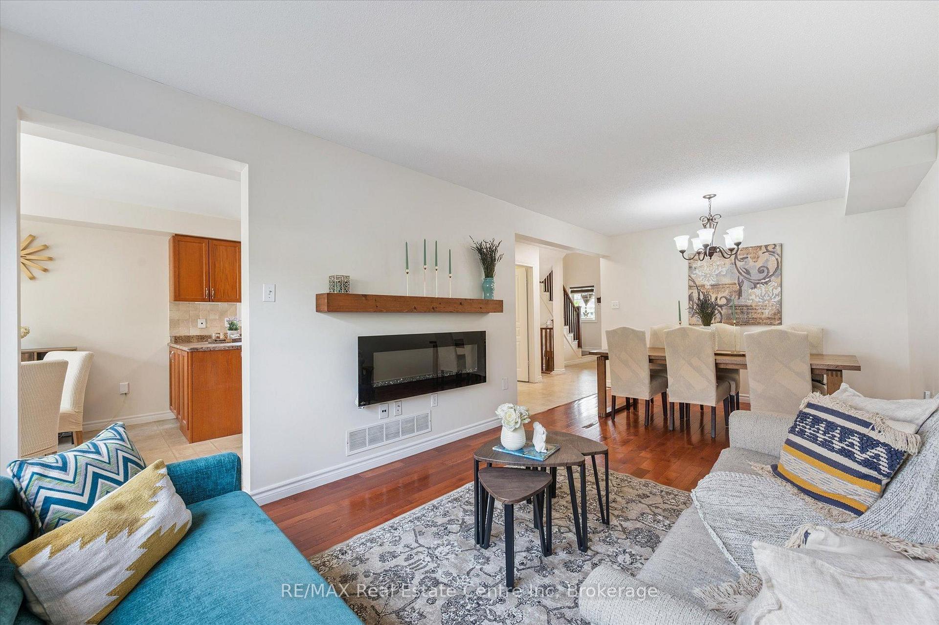 Photo 3 of 24 Wilkie Crescent, Guelph, Pineridge/Westminster Woods — HOMEH