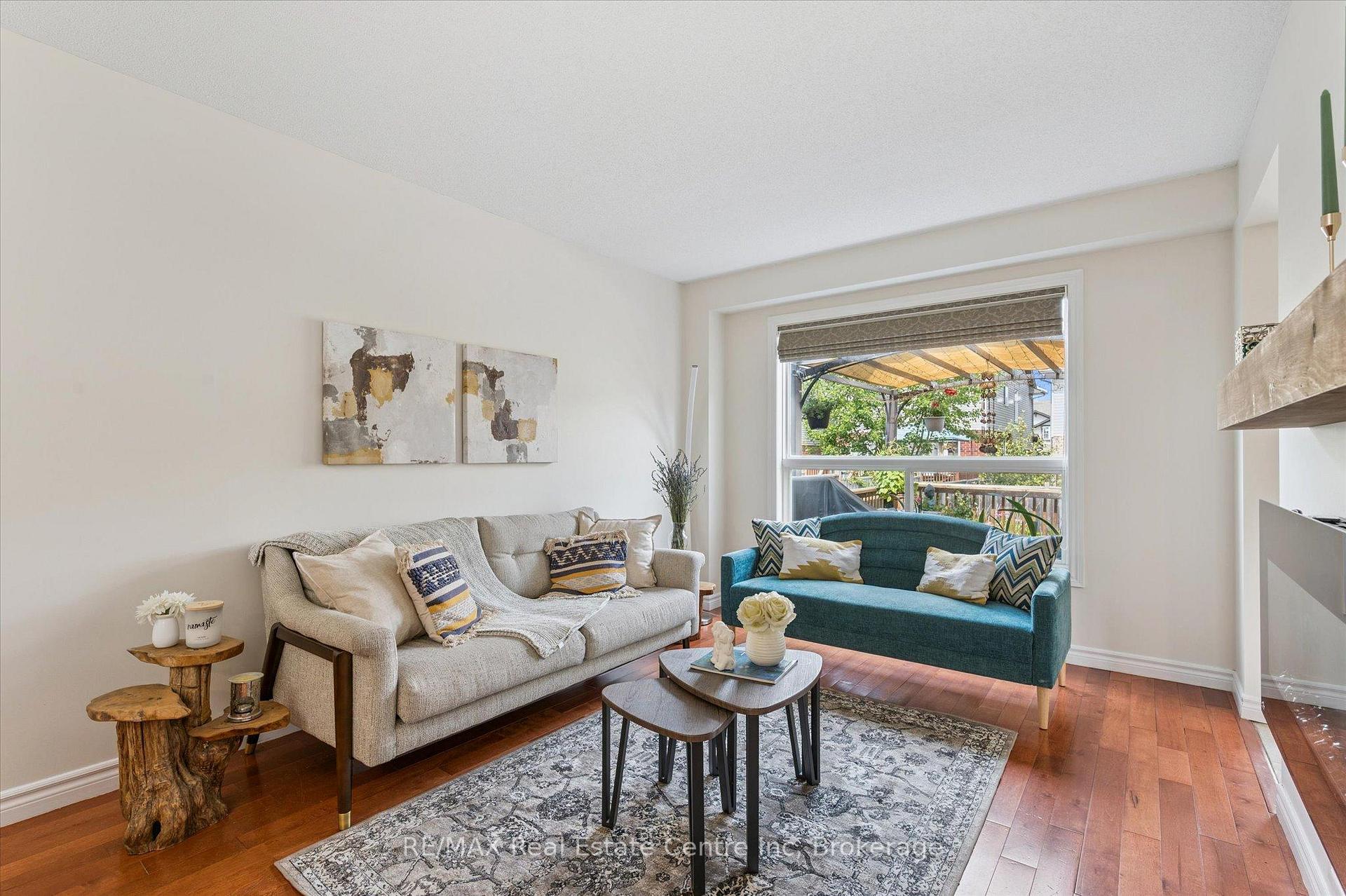 Photo 5 of 24 Wilkie Crescent, Guelph, Pineridge/Westminster Woods — HOMEH