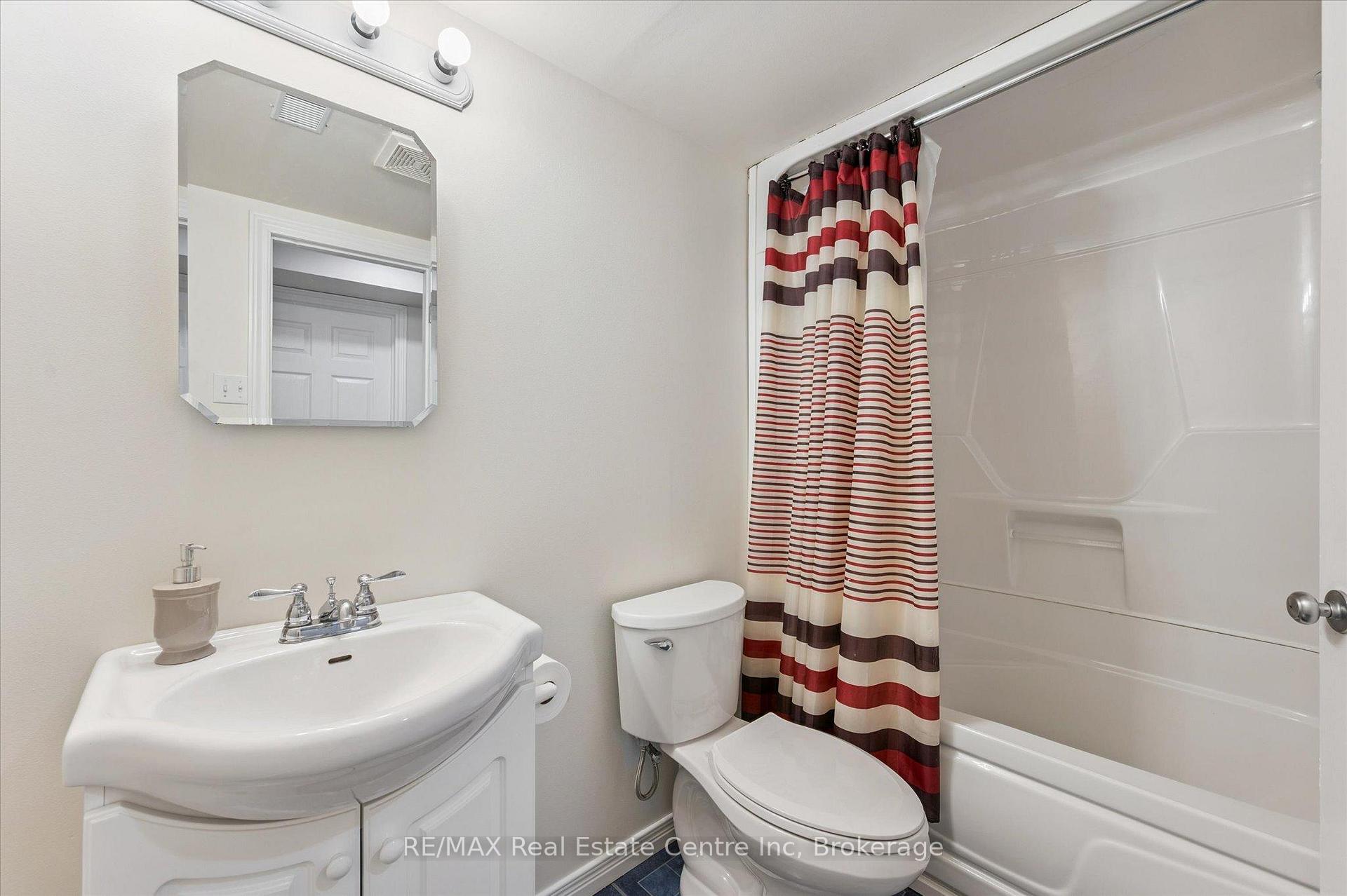 Photo 22 of 24 Wilkie Crescent, Guelph, Pineridge/Westminster Woods — HOMEH