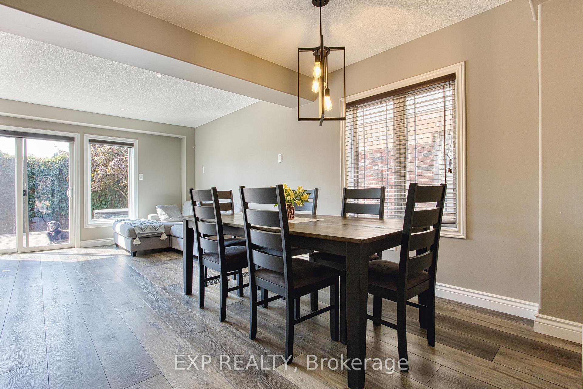 Photo 8 of 121 Sumner Crescent, Grimsby, Grimsby Beach — HOMEH