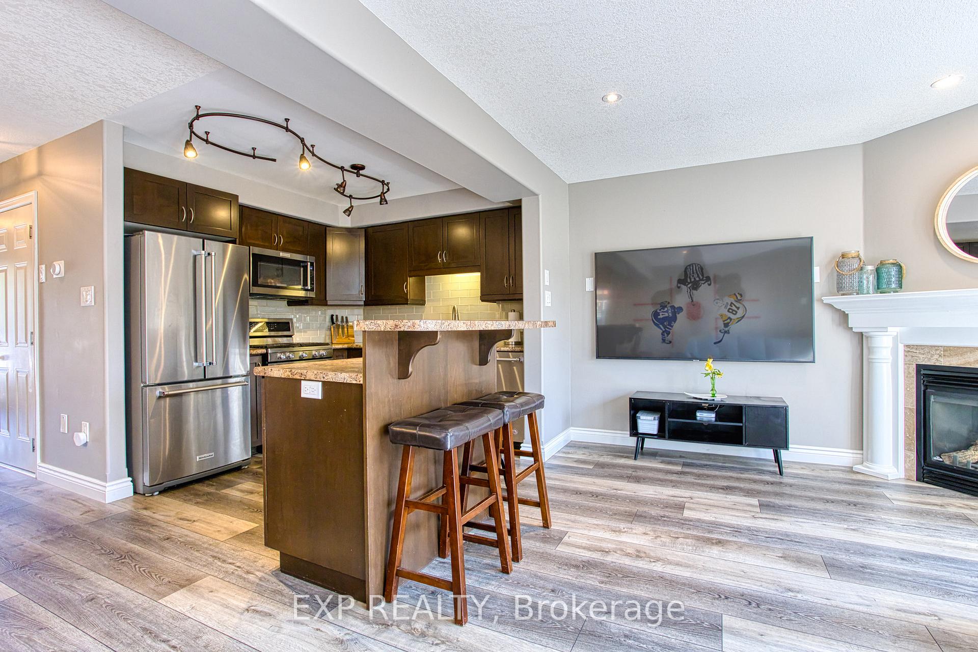 Photo 10 of 121 Sumner Crescent, Grimsby, Grimsby Beach — HOMEH