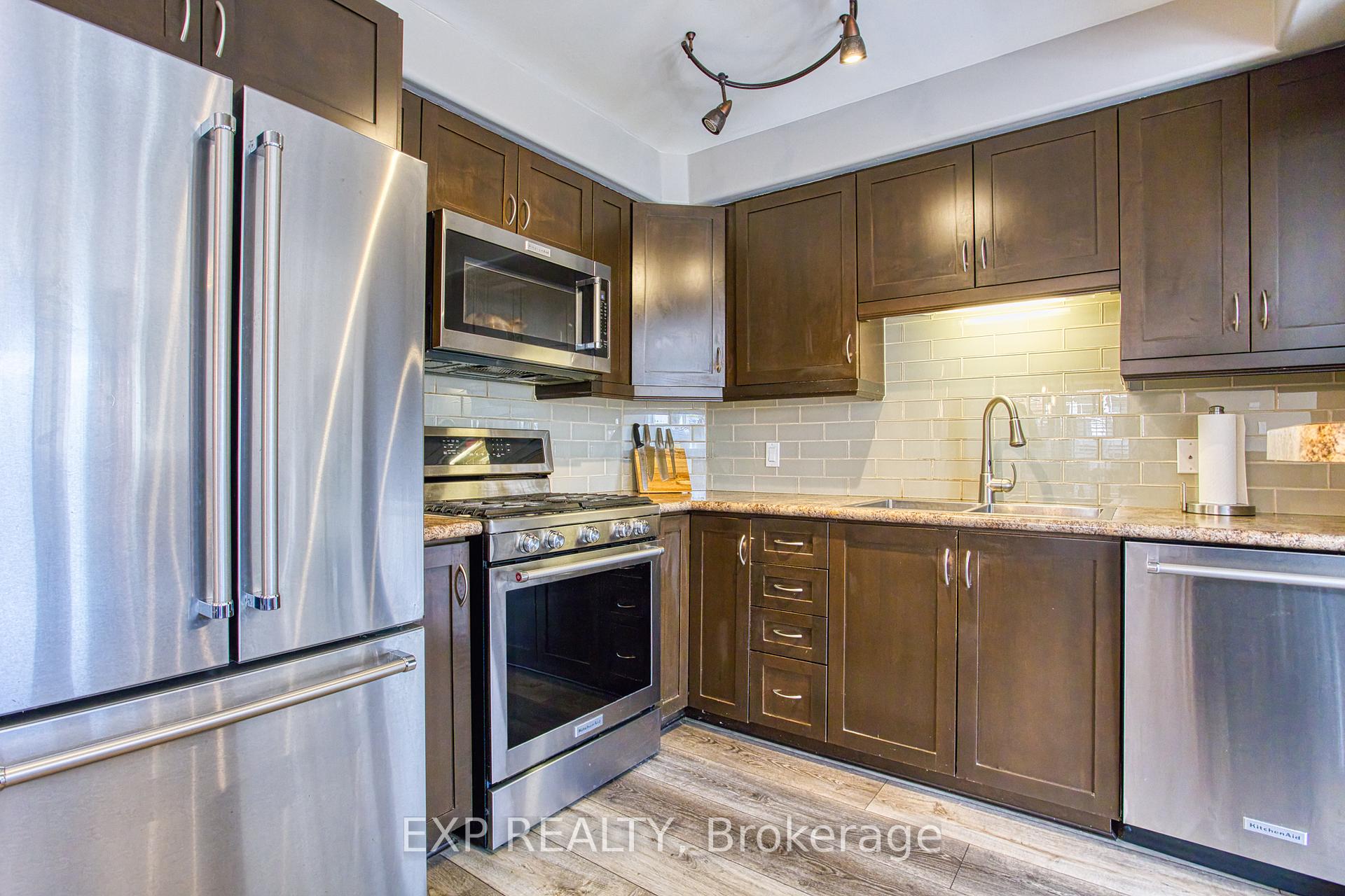 Photo 13 of 121 Sumner Crescent, Grimsby, Grimsby Beach — HOMEH