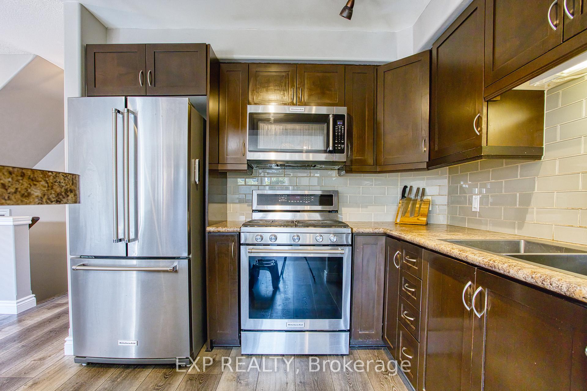 Photo 14 of 121 Sumner Crescent, Grimsby, Grimsby Beach — HOMEH