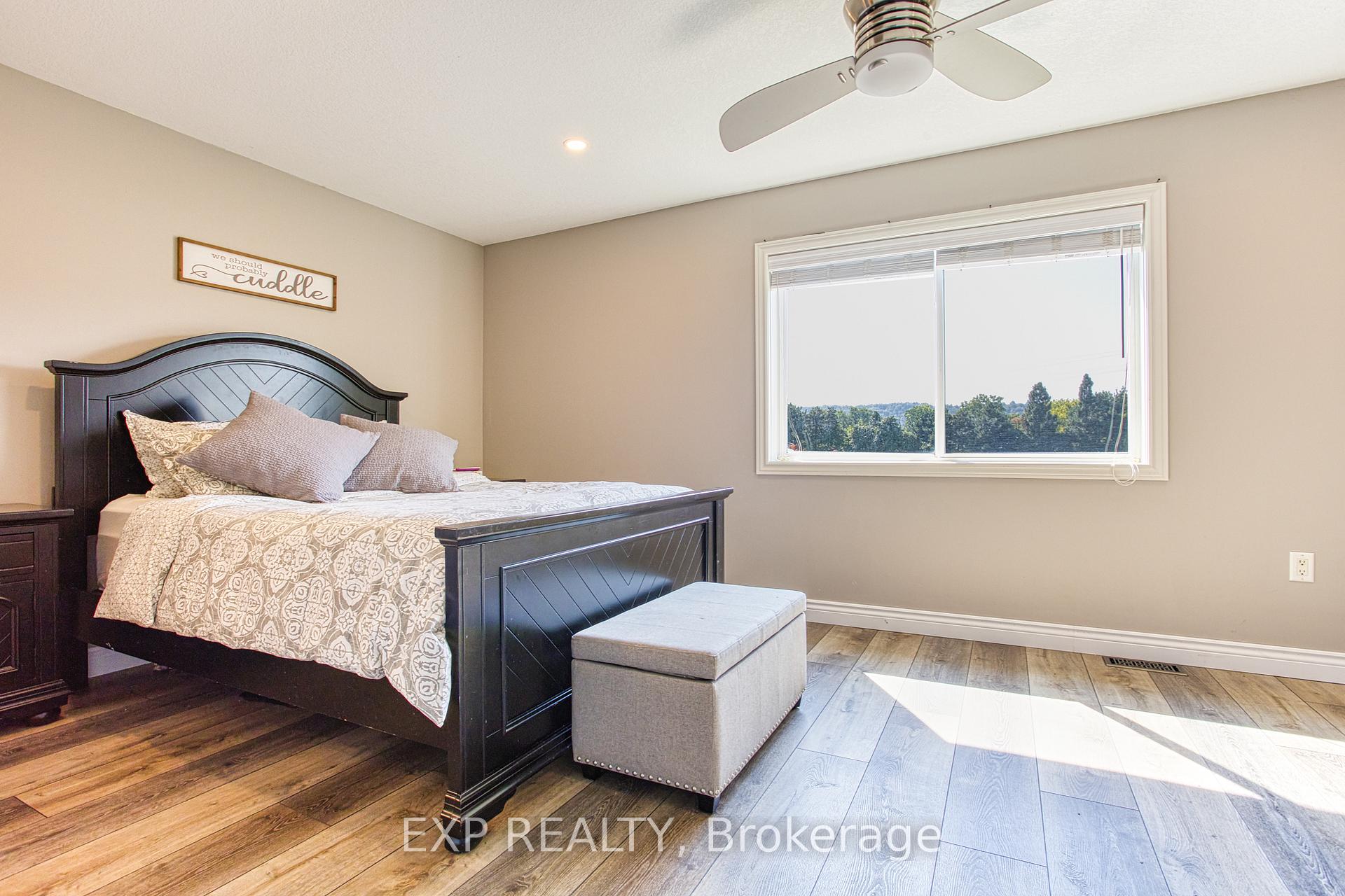 Photo 20 of 121 Sumner Crescent, Grimsby, Grimsby Beach — HOMEH