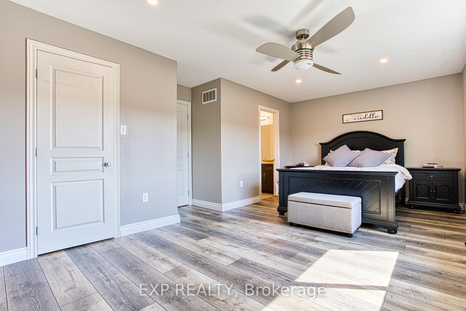 Photo 21 of 121 Sumner Crescent, Grimsby, Grimsby Beach — HOMEH