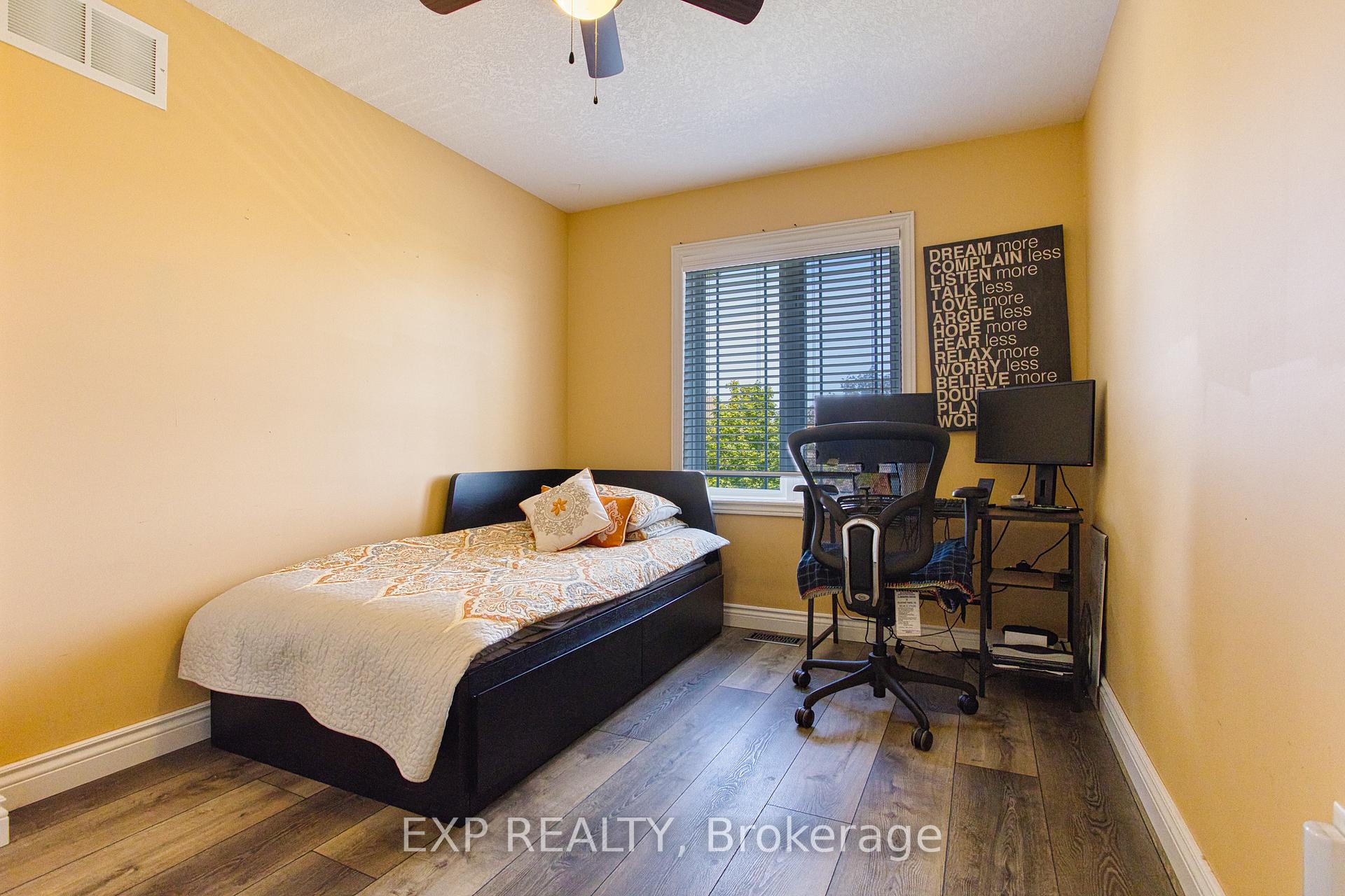 Photo 25 of 121 Sumner Crescent, Grimsby, Grimsby Beach — HOMEH