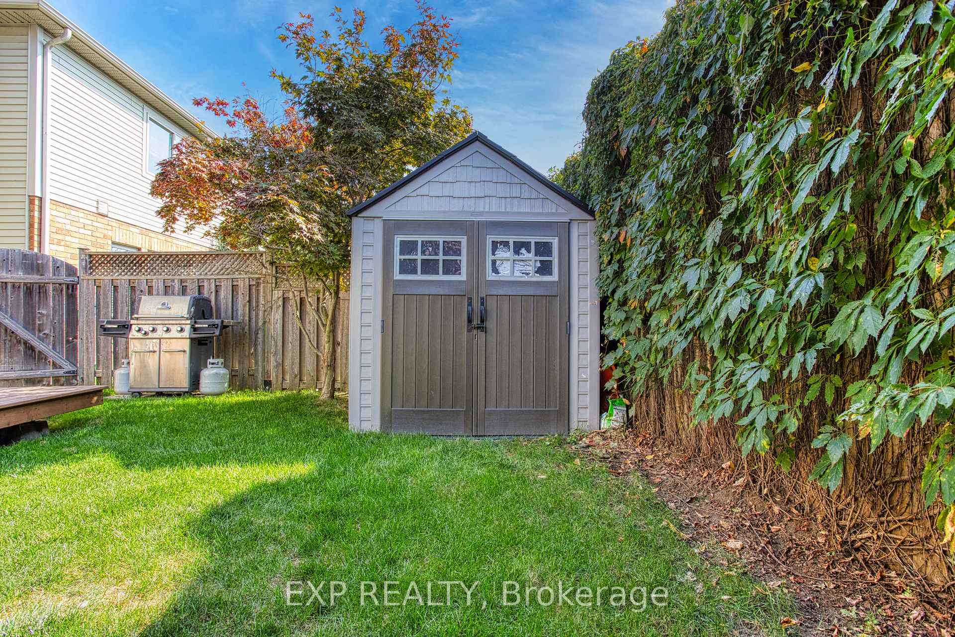 Photo 30 of 121 Sumner Crescent, Grimsby, Grimsby Beach — HOMEH