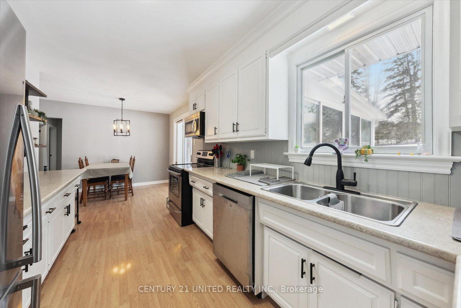 Photo 15 of 75 Alexander Avenue, Peterborough, Monaghan Ward 2 — HOMEH