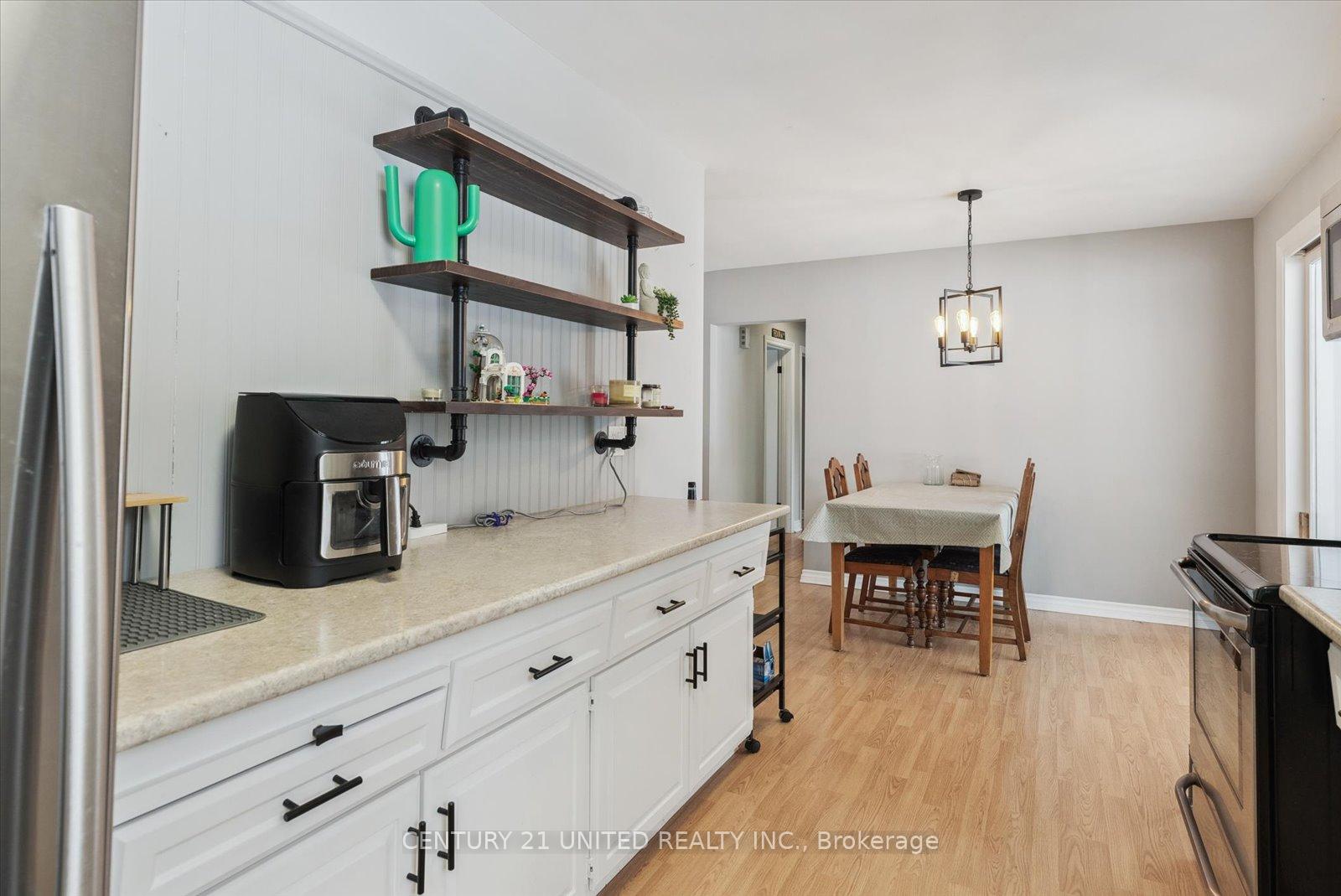 Photo 17 of 75 Alexander Avenue, Peterborough, Monaghan Ward 2 — HOMEH