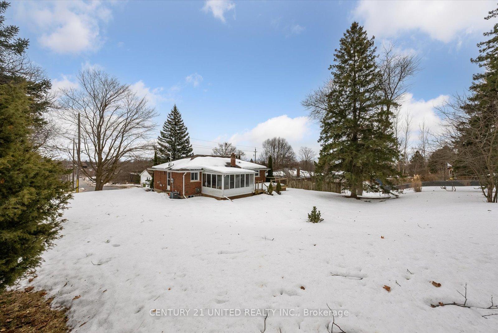Photo 40 of 75 Alexander Avenue, Peterborough, Monaghan Ward 2 — HOMEH