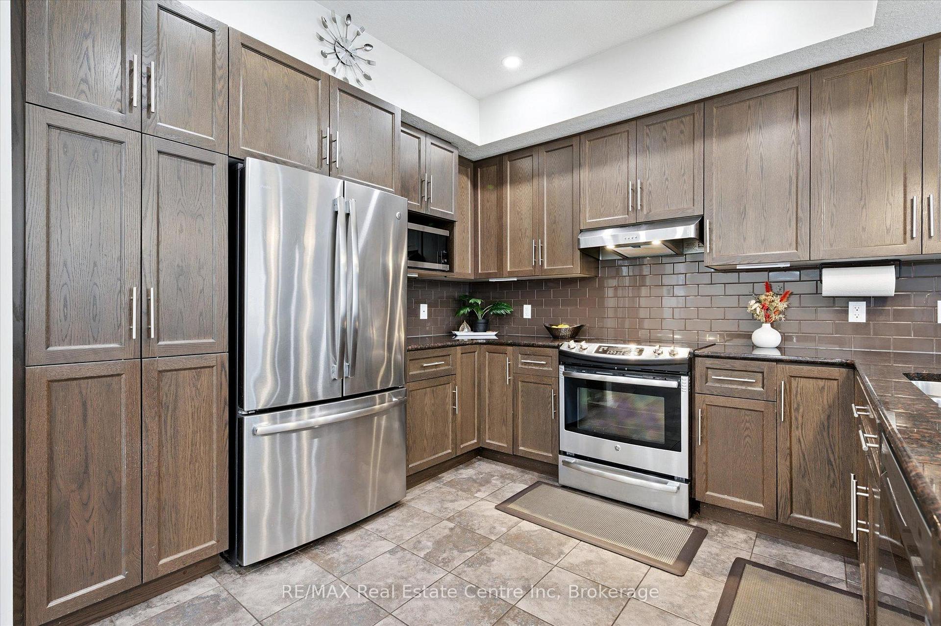 Photo 3 of Unit B, 68 York Road, Guelph, St. Patrick's Ward — HOMEH