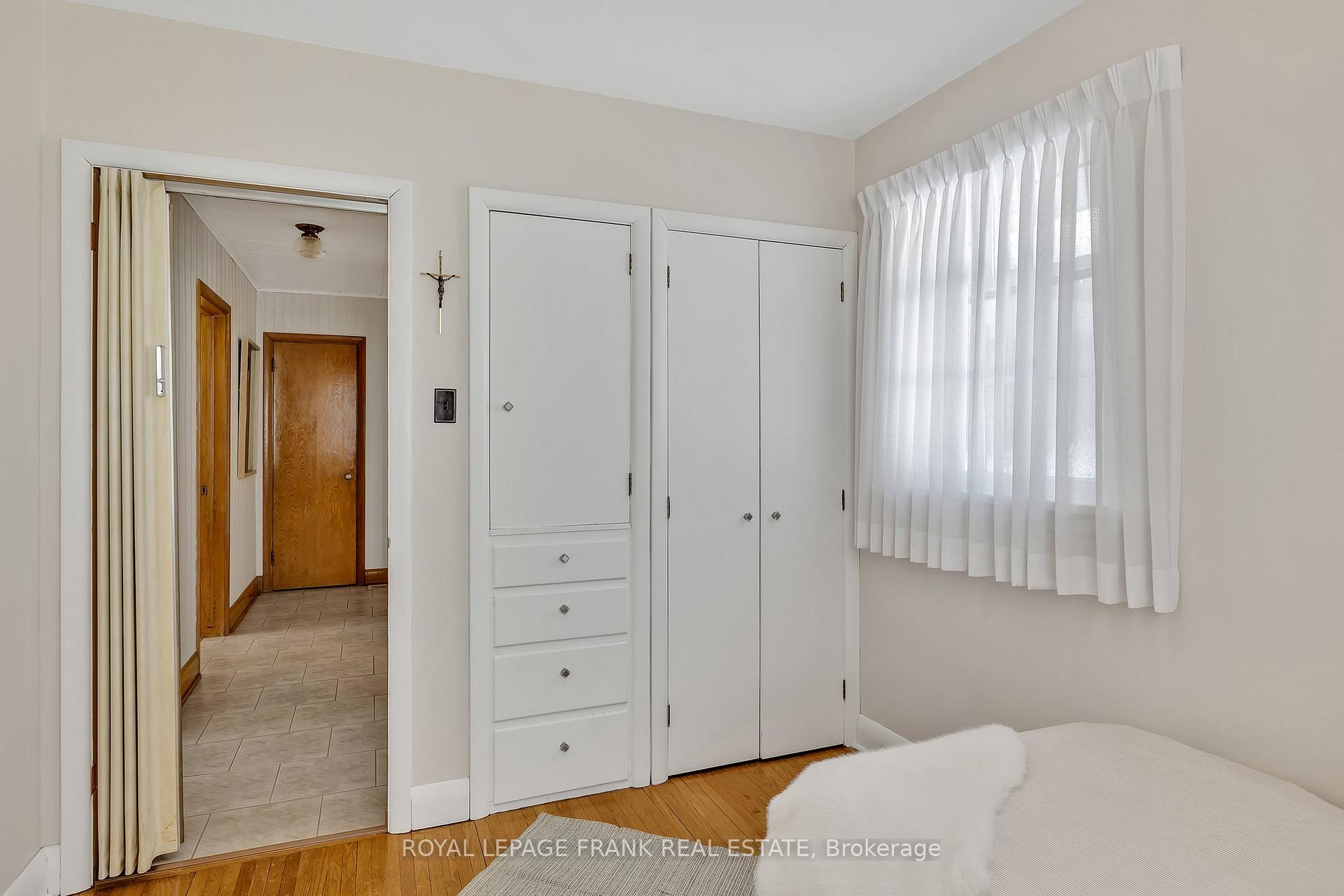 Photo 16 of 1359 Dobbin Avenue, Peterborough, Town Ward 3 — HOMEH