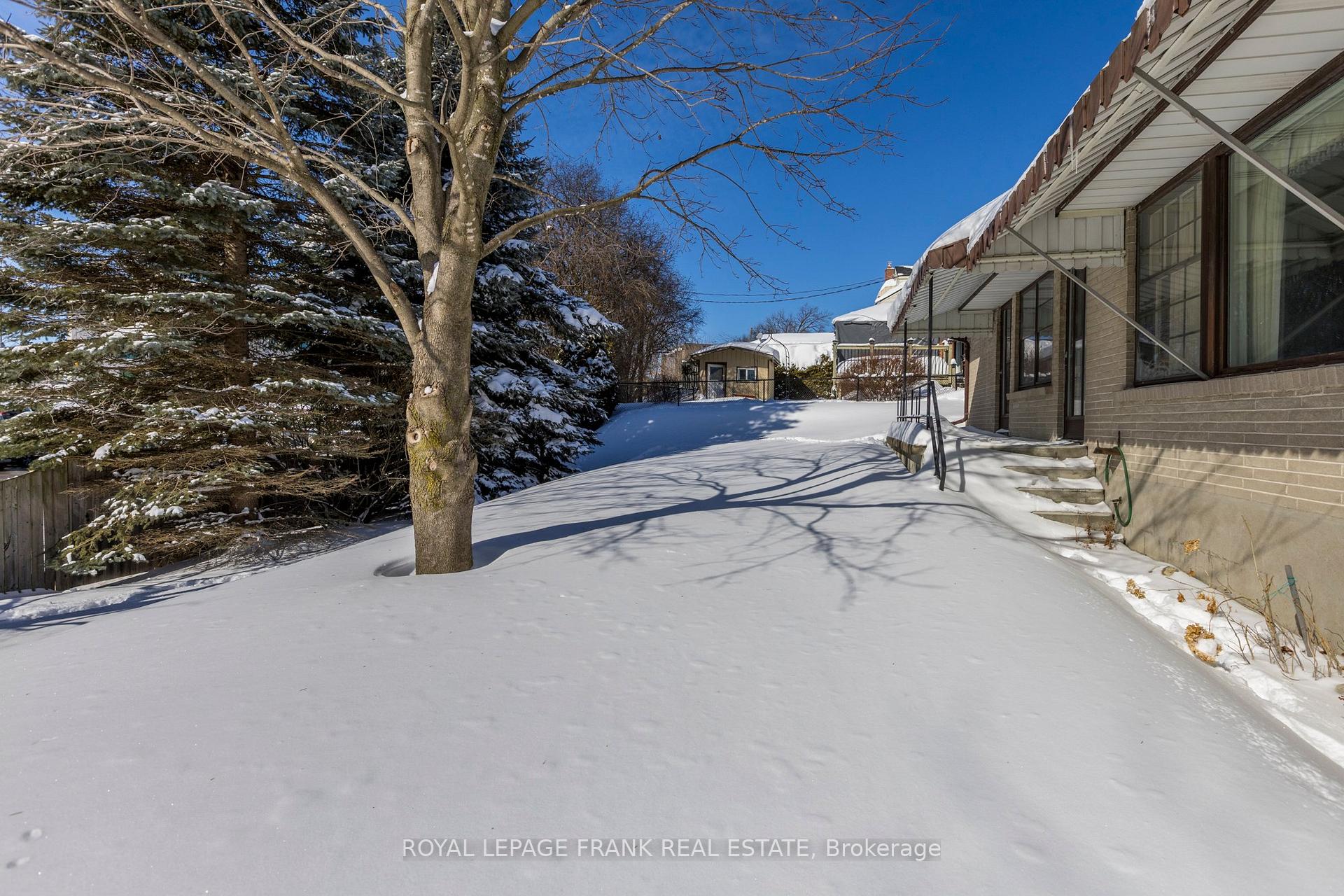 Photo 32 of 1359 Dobbin Avenue, Peterborough, Town Ward 3 — HOMEH