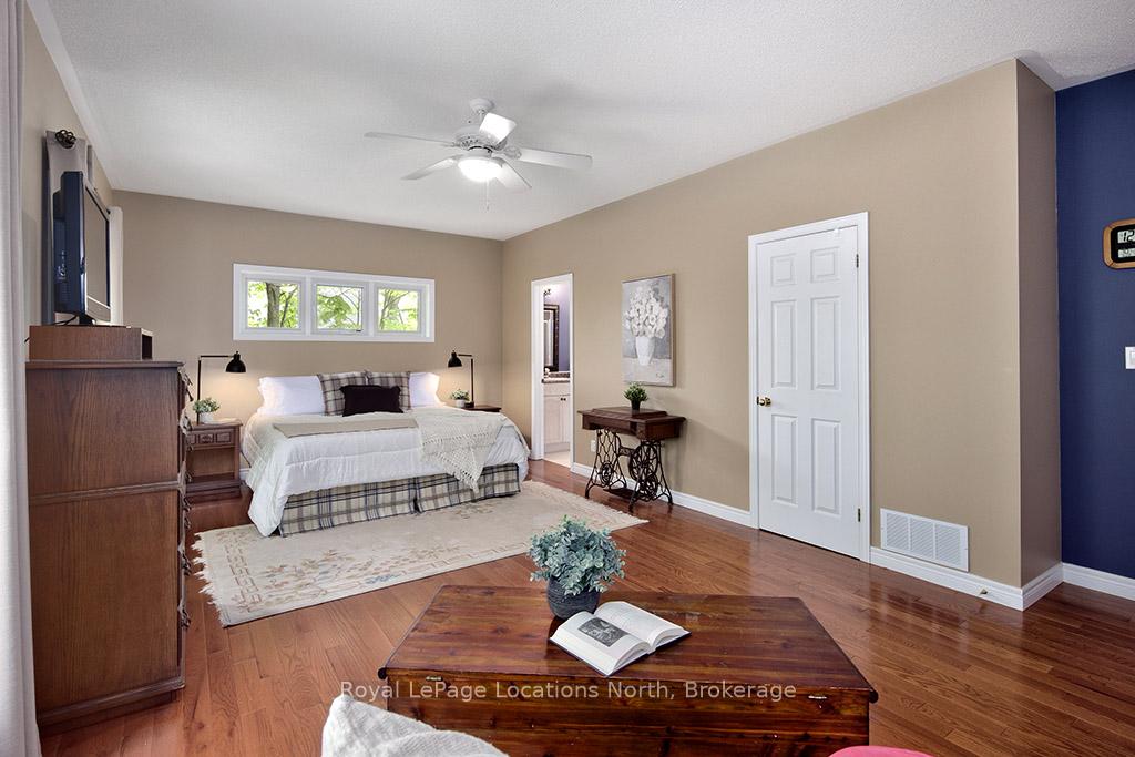 Photo 16 of 130 Davos Drive, Blue Mountains — HOMEH