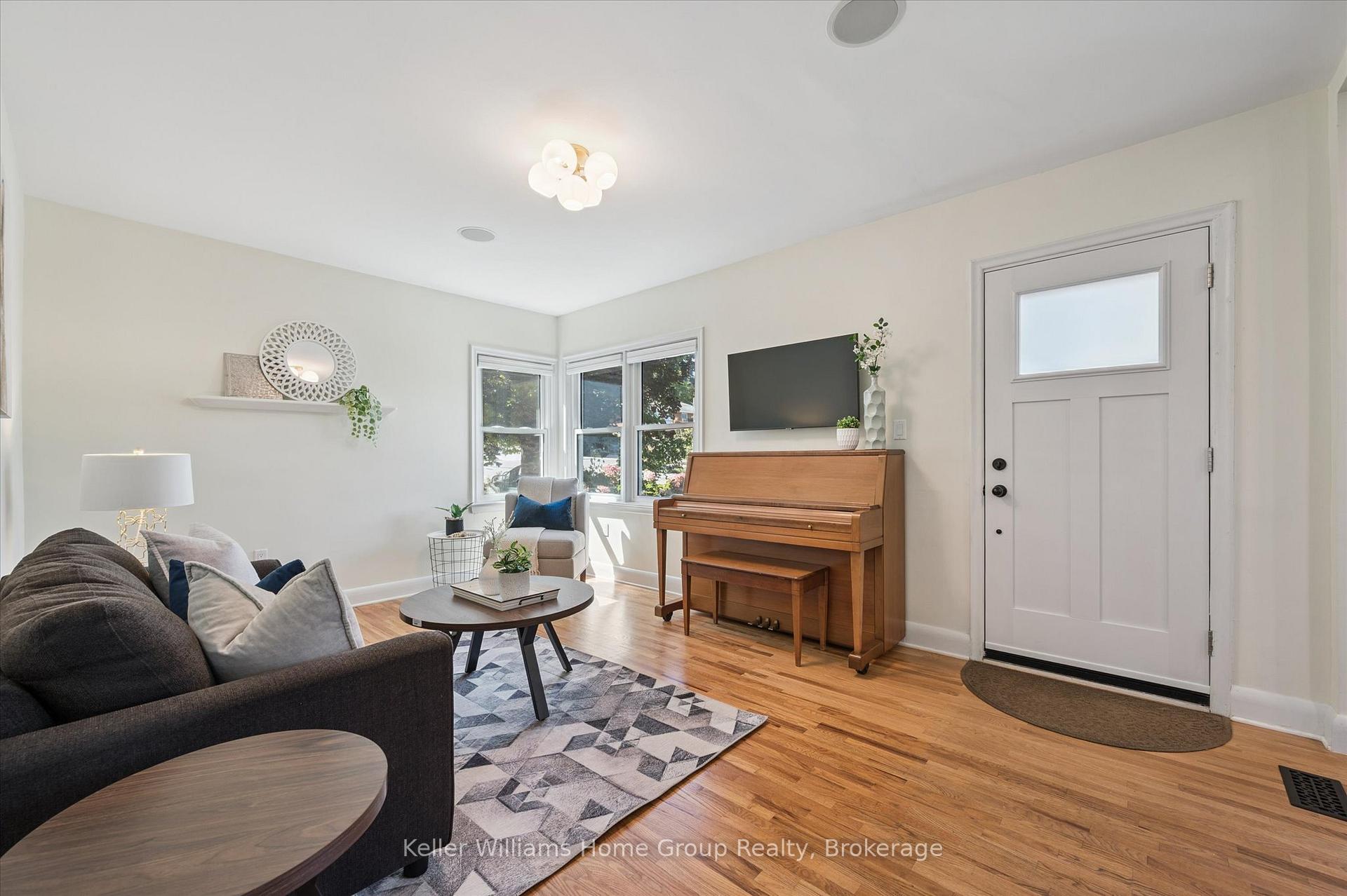 Photo 7 of 30 Barton Street, Guelph, Exhibition Park — HOMEH