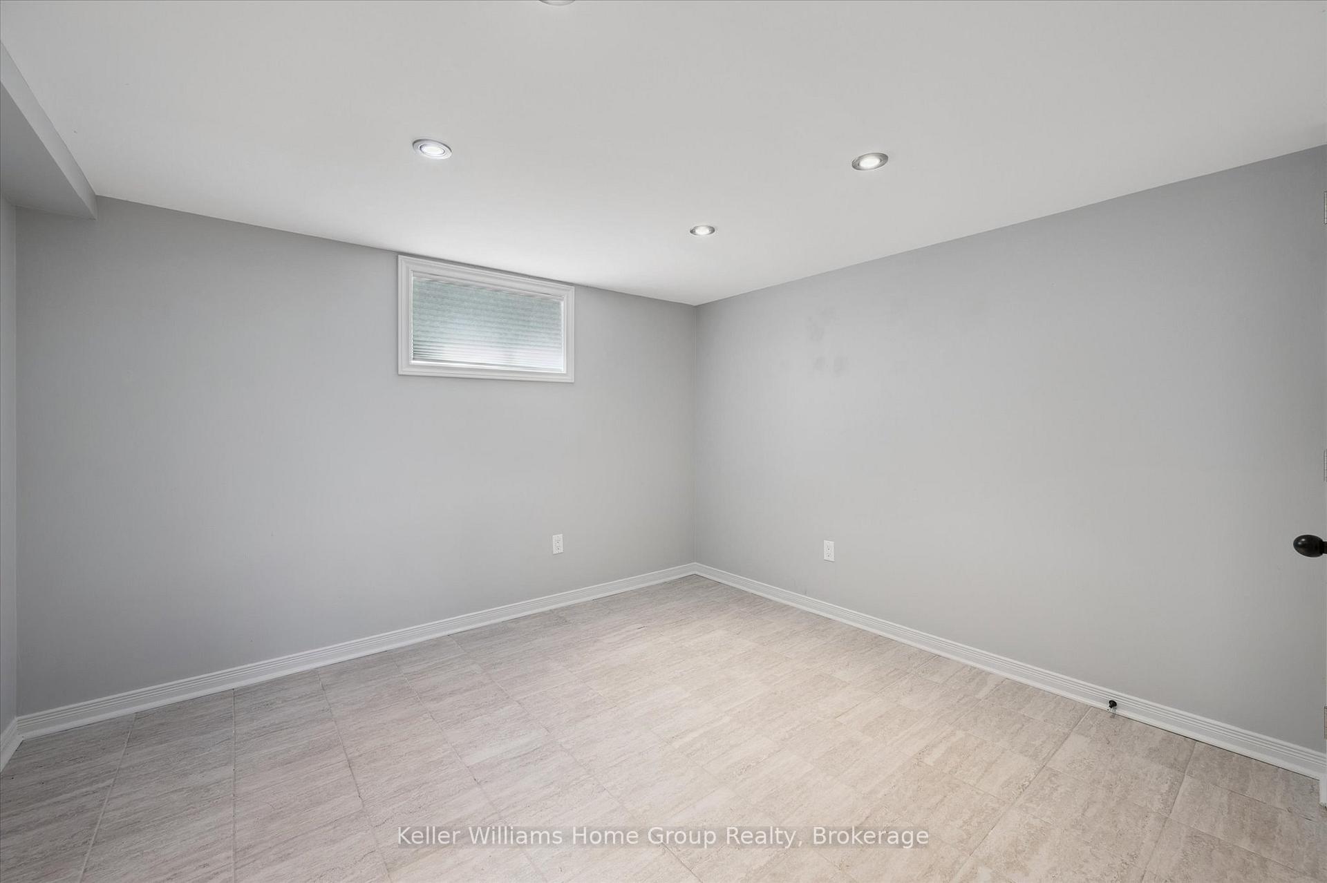 Photo 25 of 30 Barton Street, Guelph, Exhibition Park — HOMEH