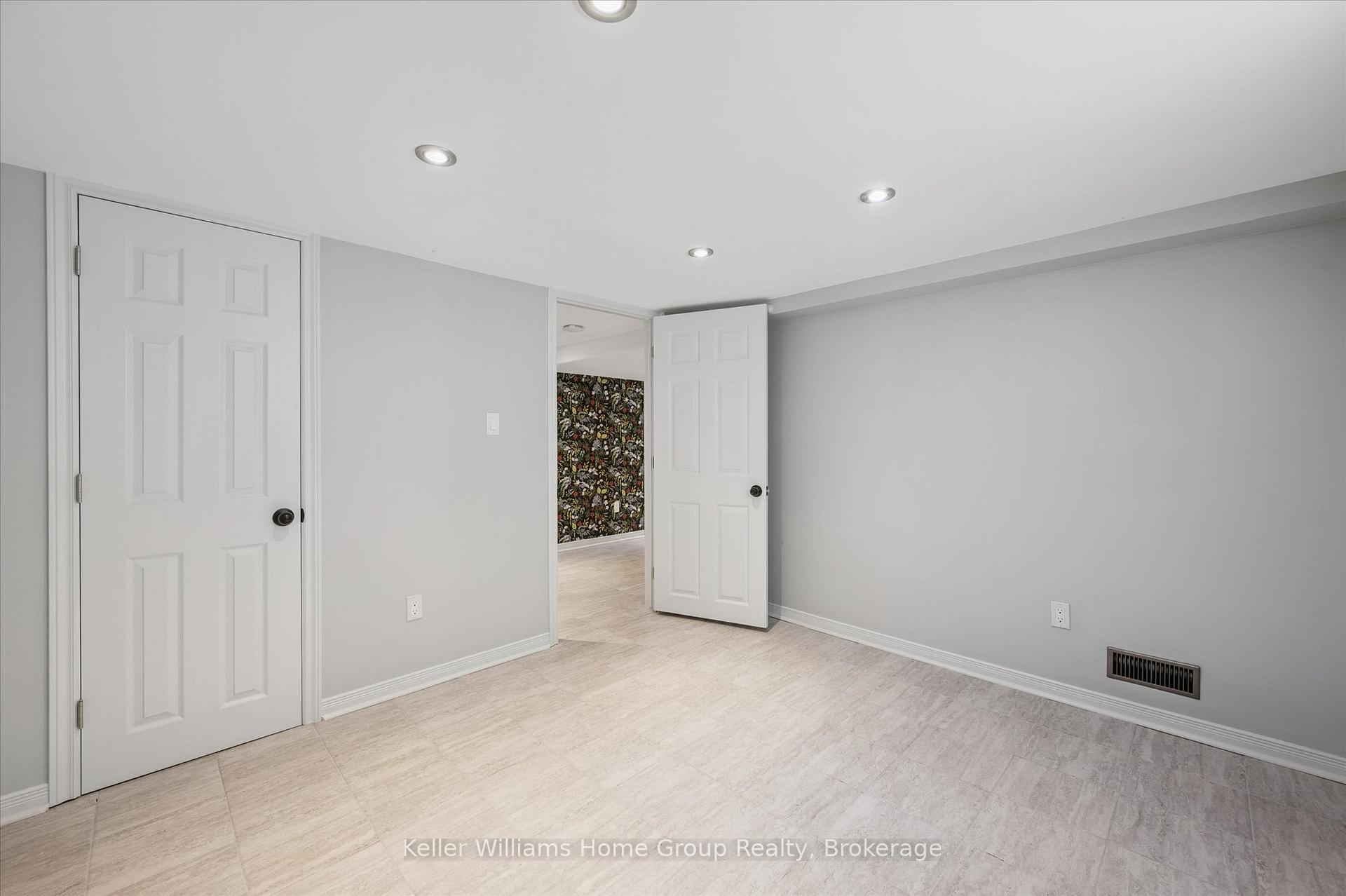 Photo 26 of 30 Barton Street, Guelph, Exhibition Park — HOMEH
