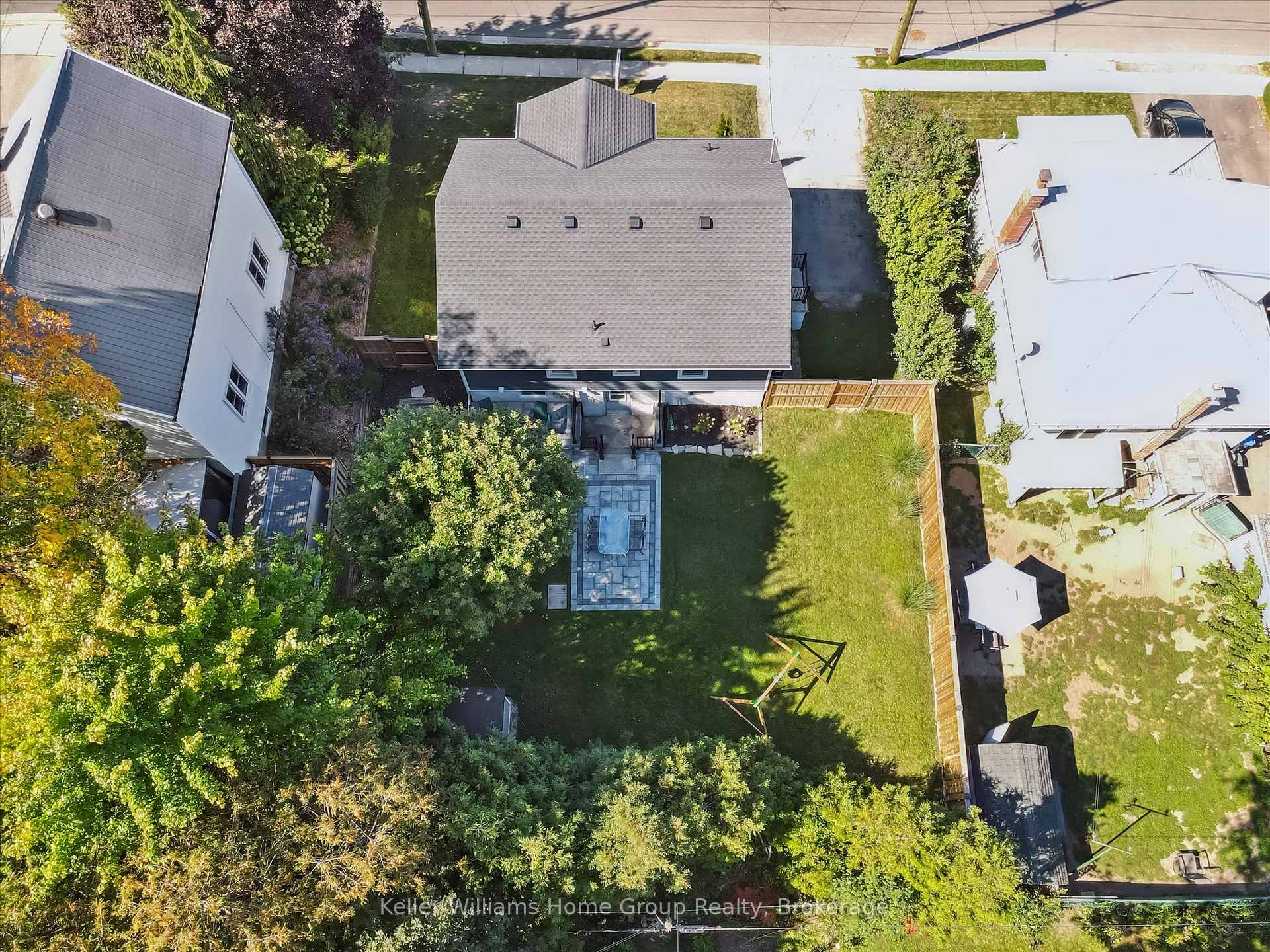 Photo 42 of 30 Barton Street, Guelph, Exhibition Park — HOMEH