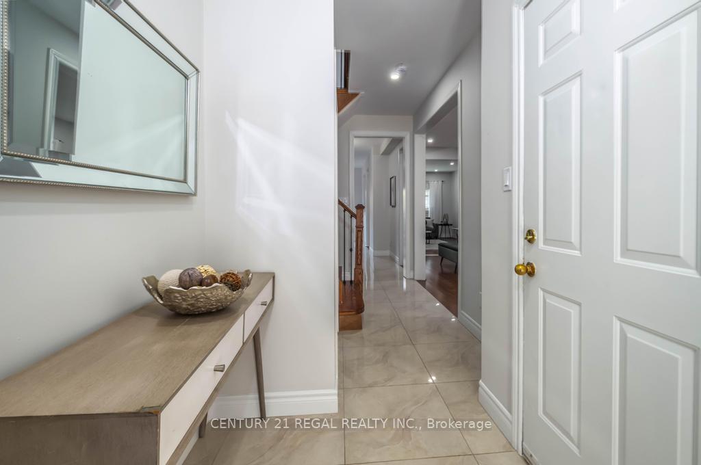 Photo 5 of 12 Salt Drive, Ajax, South East — HOMEH