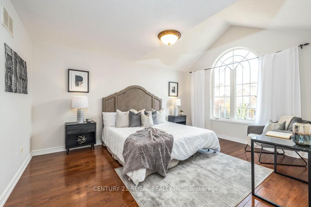 Photo 24 of 12 Salt Drive, Ajax, South East — HOMEH
