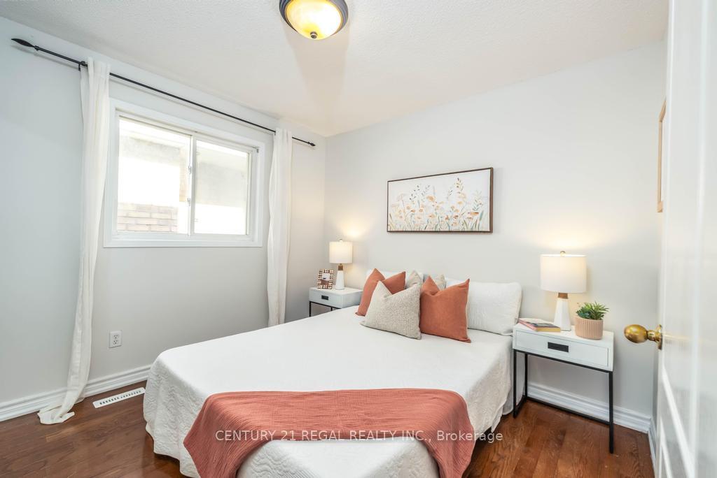 Photo 33 of 12 Salt Drive, Ajax, South East — HOMEH