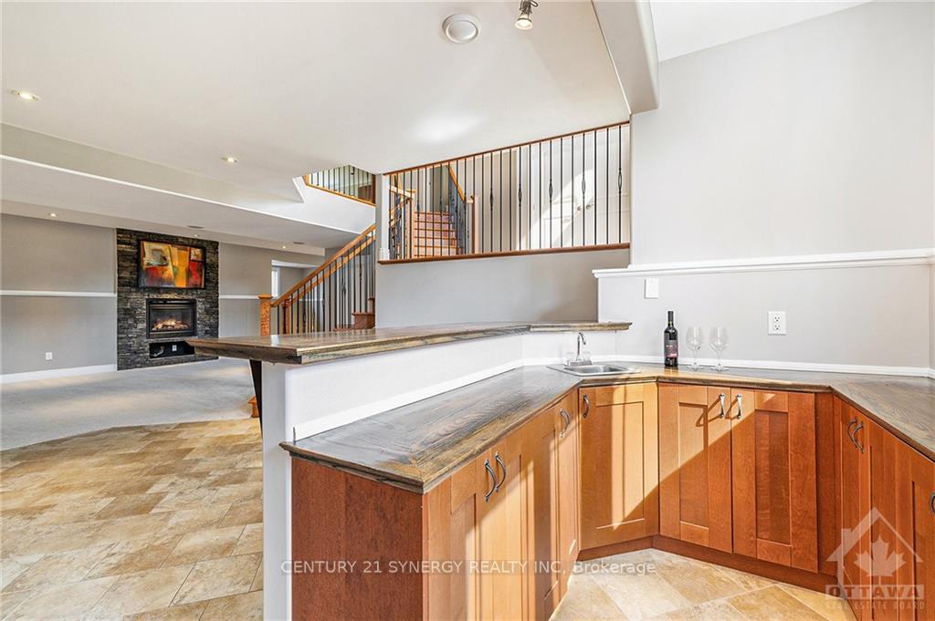 Photo 15 of 6275 Apple Orchard Road, Ottawa, Greely — HOMEH