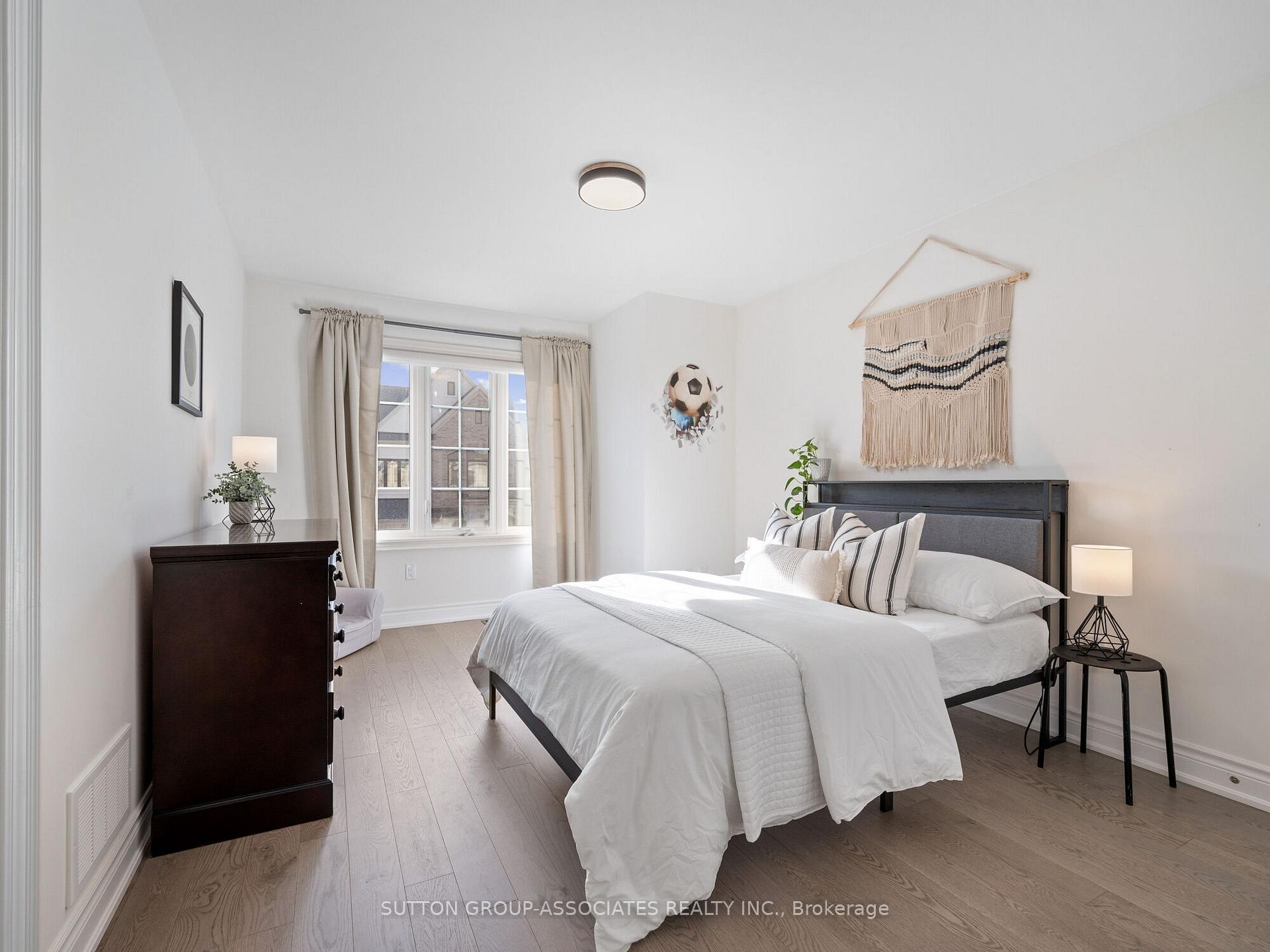 Photo 32 of 1166 Raspberry Terrace, Milton, Ford — HOMEH
