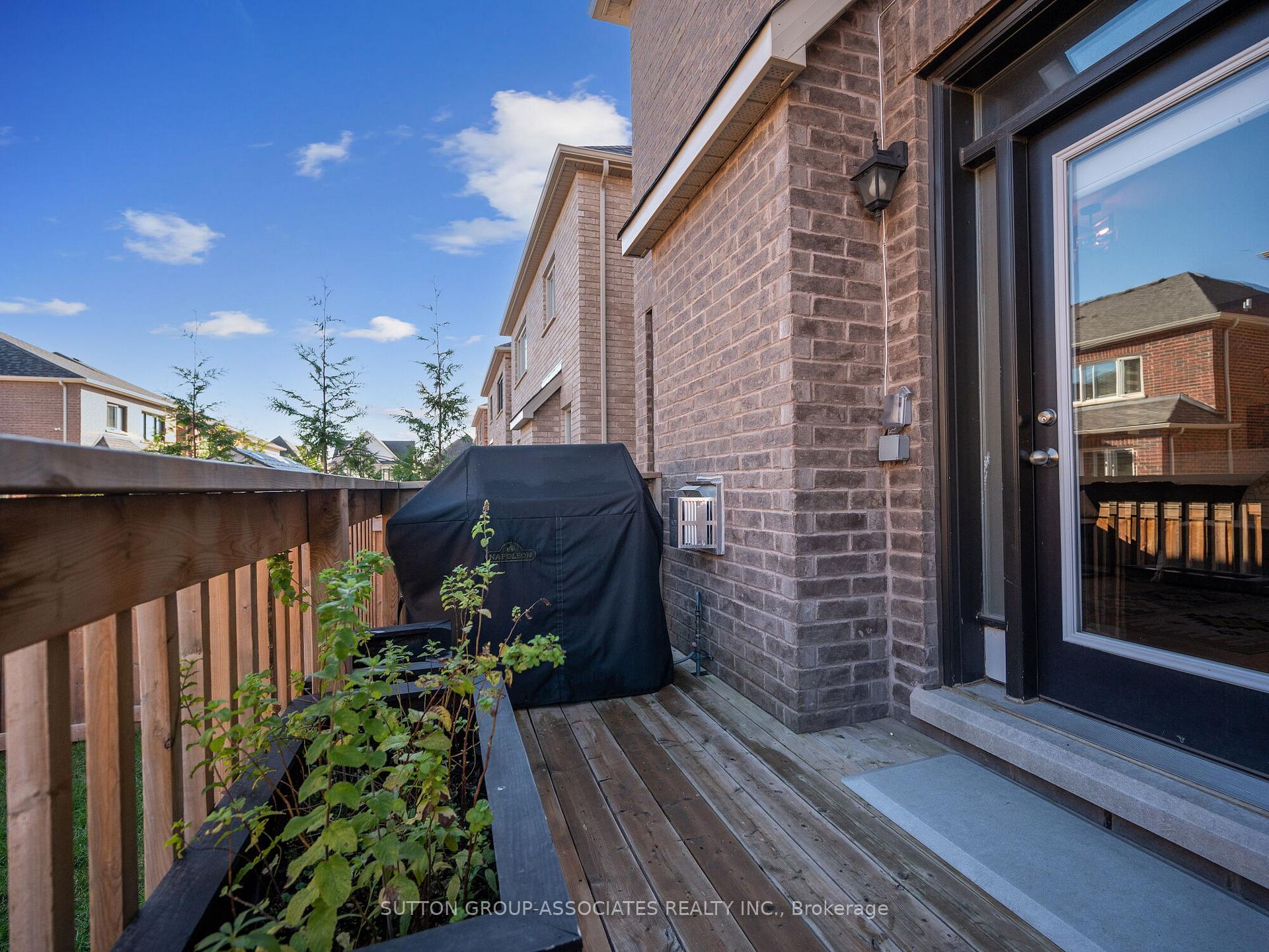 Photo 36 of 1166 Raspberry Terrace, Milton, Ford — HOMEH