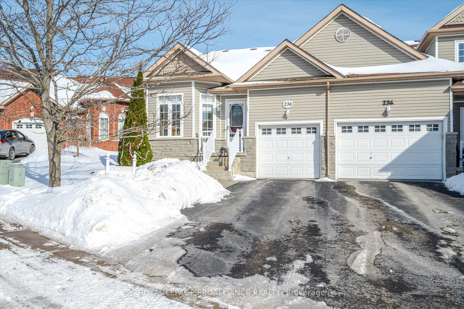Photo 1 of 236 Tobin Court, Peterborough, Northcrest Ward 5 — HOMEH