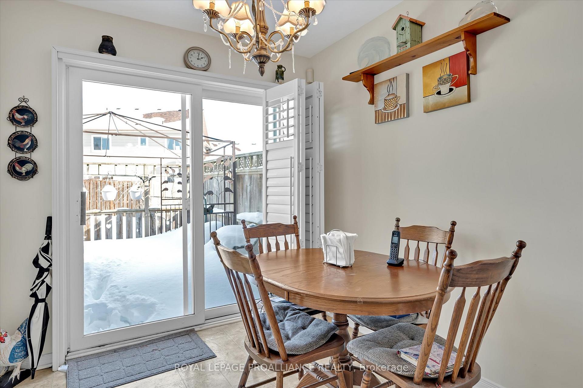 Photo 15 of 236 Tobin Court, Peterborough, Northcrest Ward 5 — HOMEH