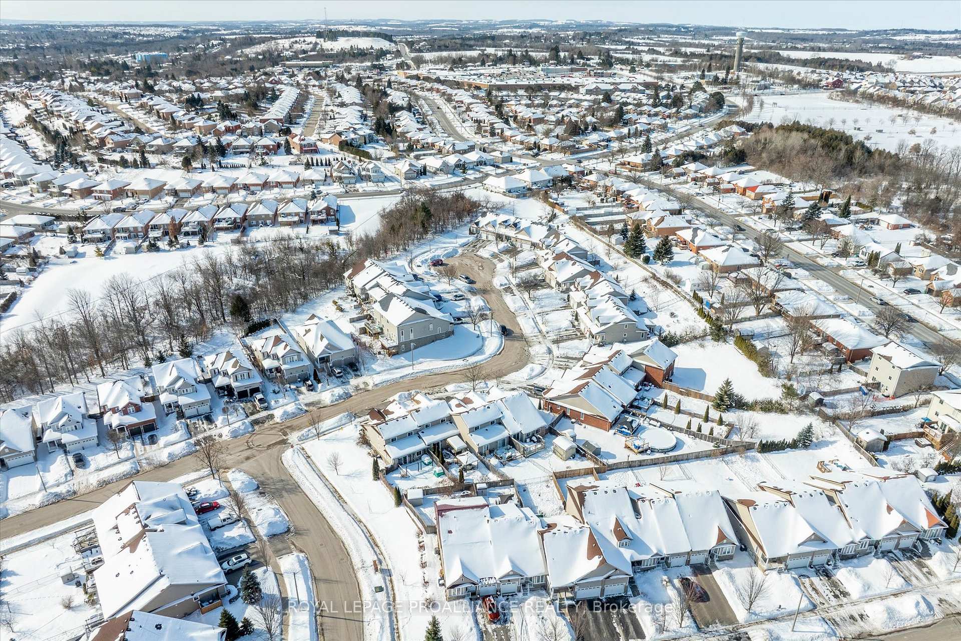 Photo 39 of 236 Tobin Court, Peterborough, Northcrest Ward 5 — HOMEH