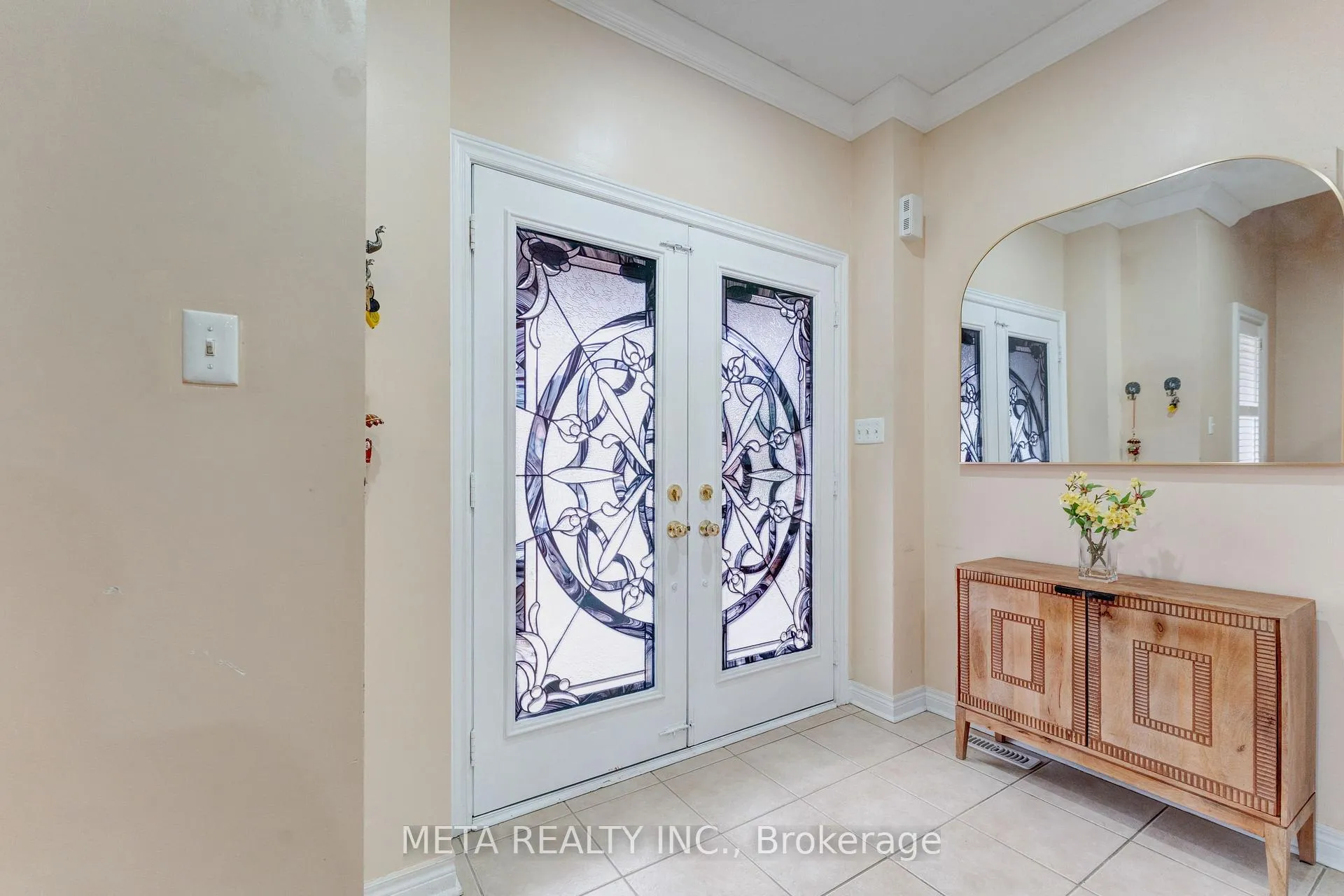 Photo 4 of 30 Krakow Street, Brampton, Bram West — HOMEH