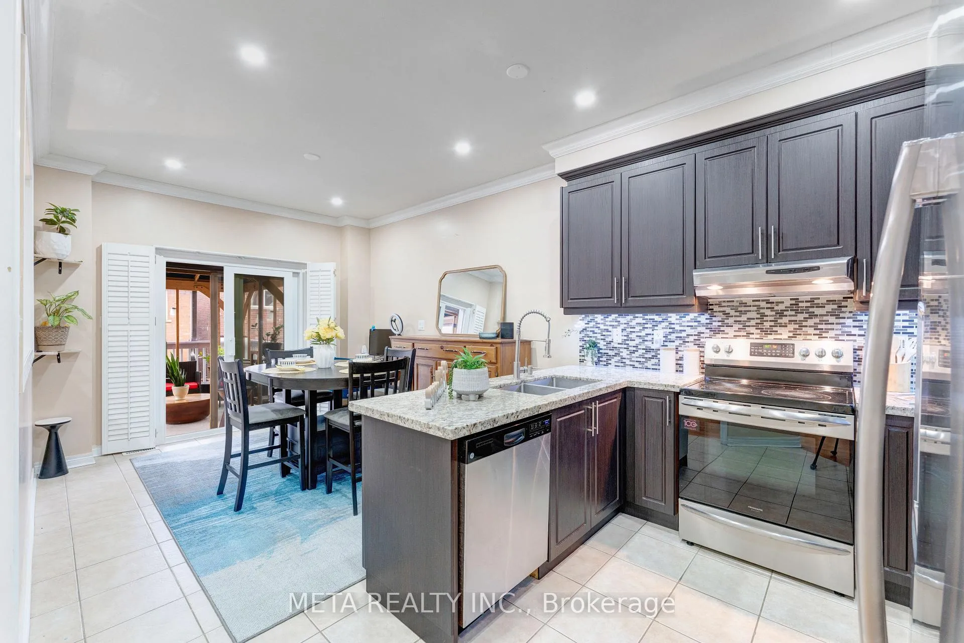 Photo 8 of 30 Krakow Street, Brampton, Bram West — HOMEH