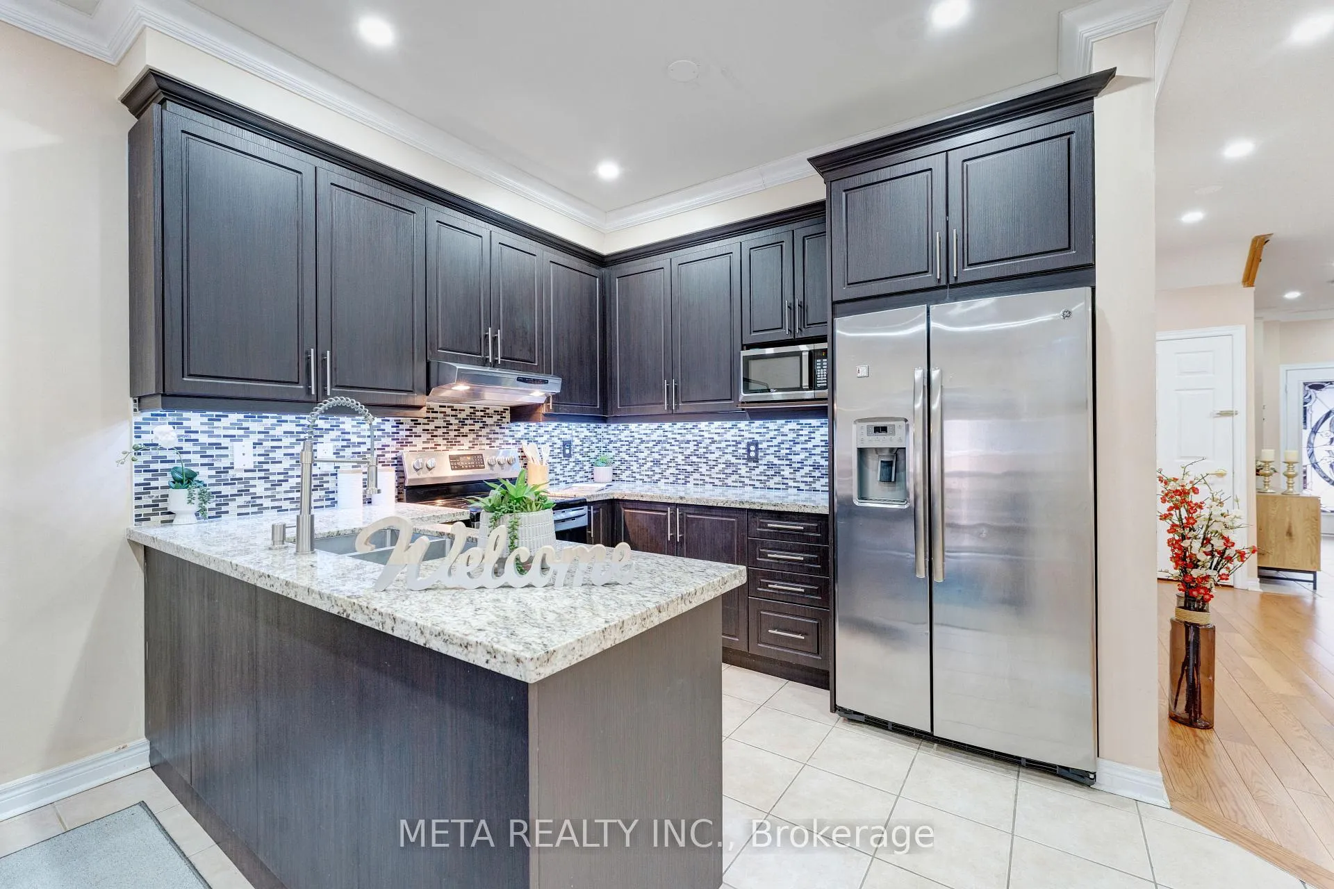 Photo 9 of 30 Krakow Street, Brampton, Bram West — HOMEH