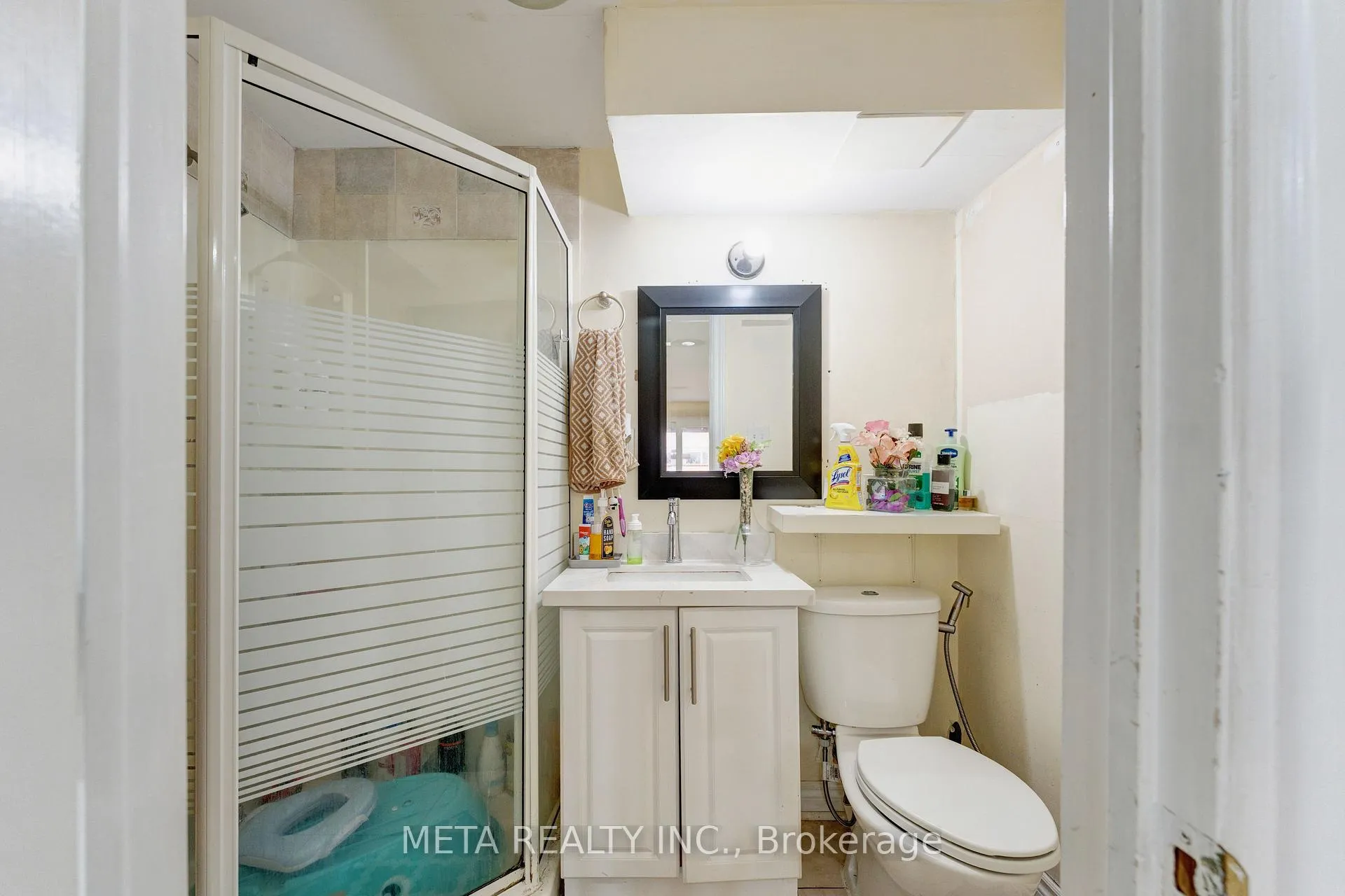 Photo 29 of 30 Krakow Street, Brampton, Bram West — HOMEH