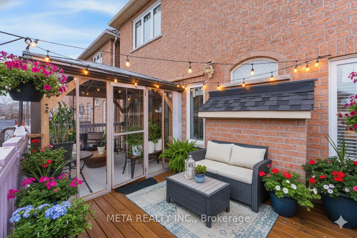 Photo 33 of 30 Krakow Street, Brampton, Bram West — HOMEH