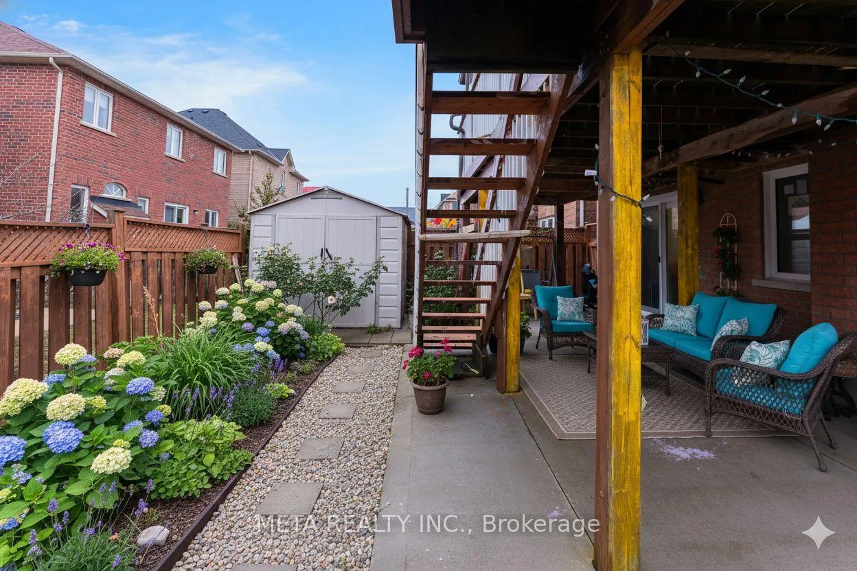 Photo 34 of 30 Krakow Street, Brampton, Bram West — HOMEH