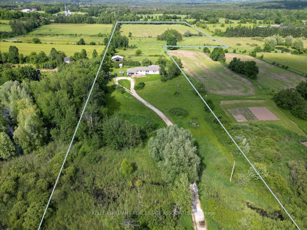 Photo 2 of 14149 Fourth Line Nassagaweya, Milton, Rural Nassagaweya — HOMEH
