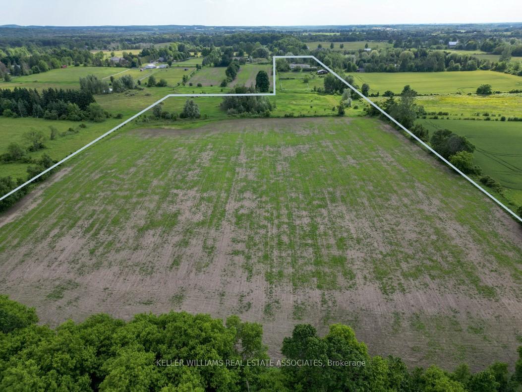 Photo 3 of 14149 Fourth Line Nassagaweya, Milton, Rural Nassagaweya — HOMEH