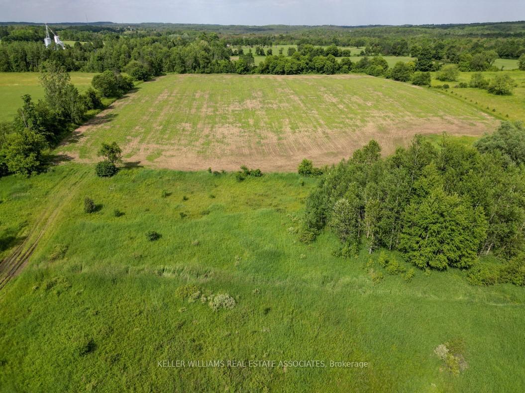 Photo 7 of 14149 Fourth Line Nassagaweya, Milton, Rural Nassagaweya — HOMEH