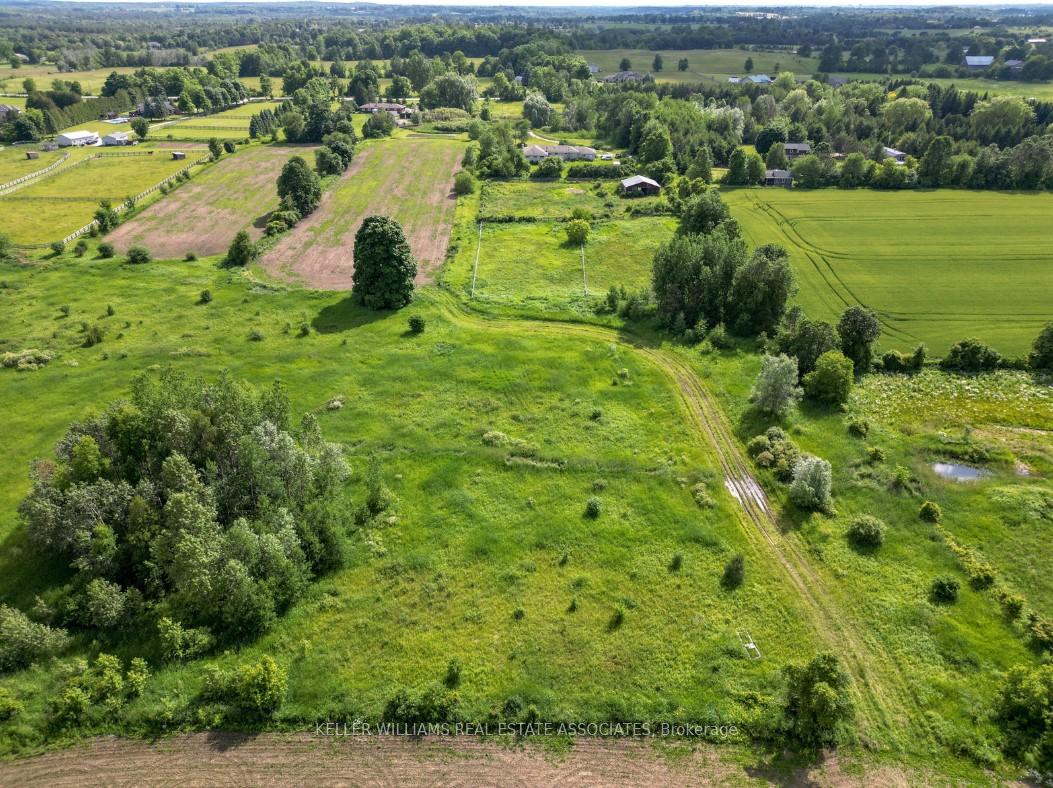 Photo 9 of 14149 Fourth Line Nassagaweya, Milton, Rural Nassagaweya — HOMEH