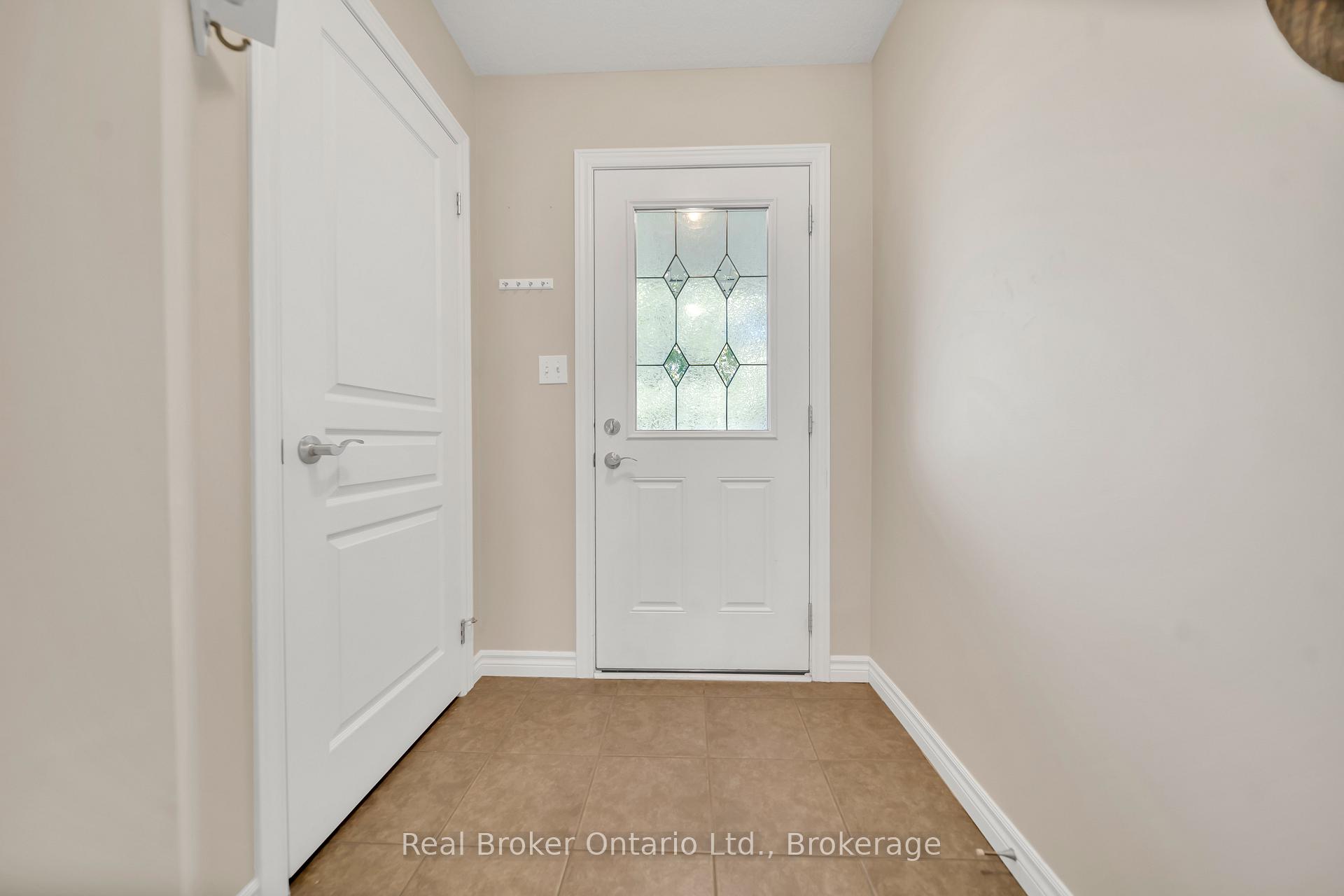 Photo 6 of 45 Wideman Boulevard, Guelph, Victoria North — HOMEH