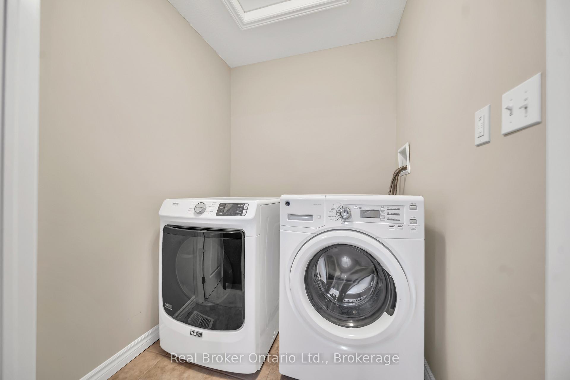 Photo 72 of 45 Wideman Boulevard, Guelph, Victoria North — HOMEH