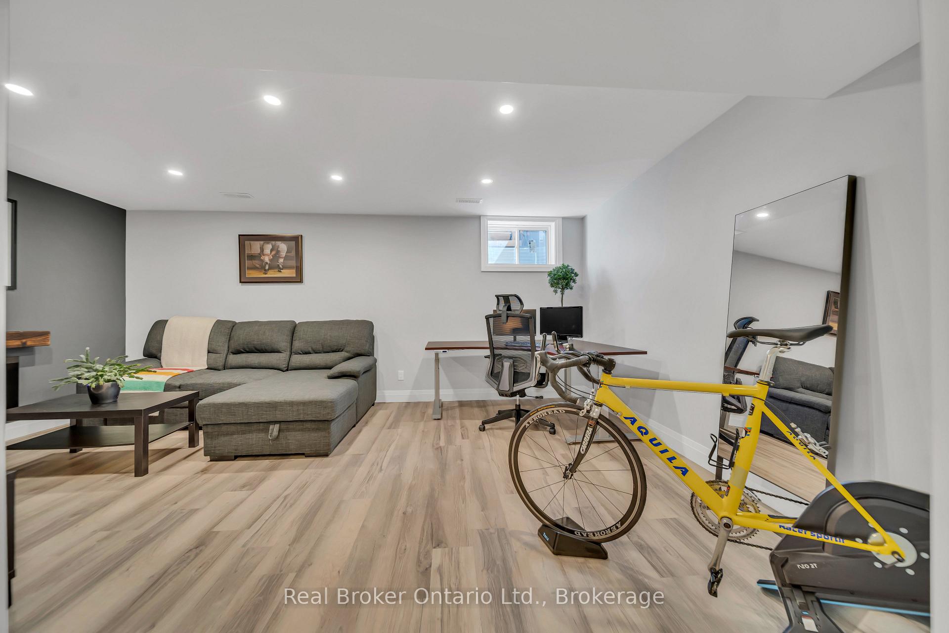 Photo 74 of 45 Wideman Boulevard, Guelph, Victoria North — HOMEH
