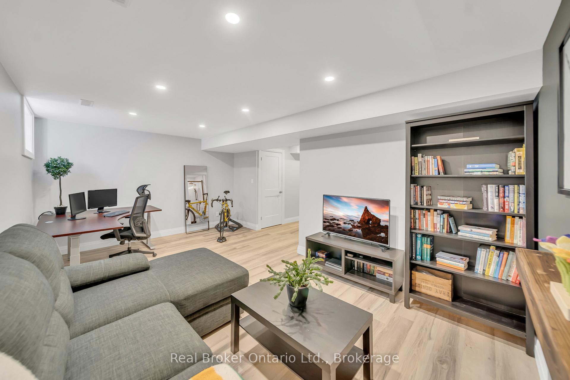 Photo 76 of 45 Wideman Boulevard, Guelph, Victoria North — HOMEH