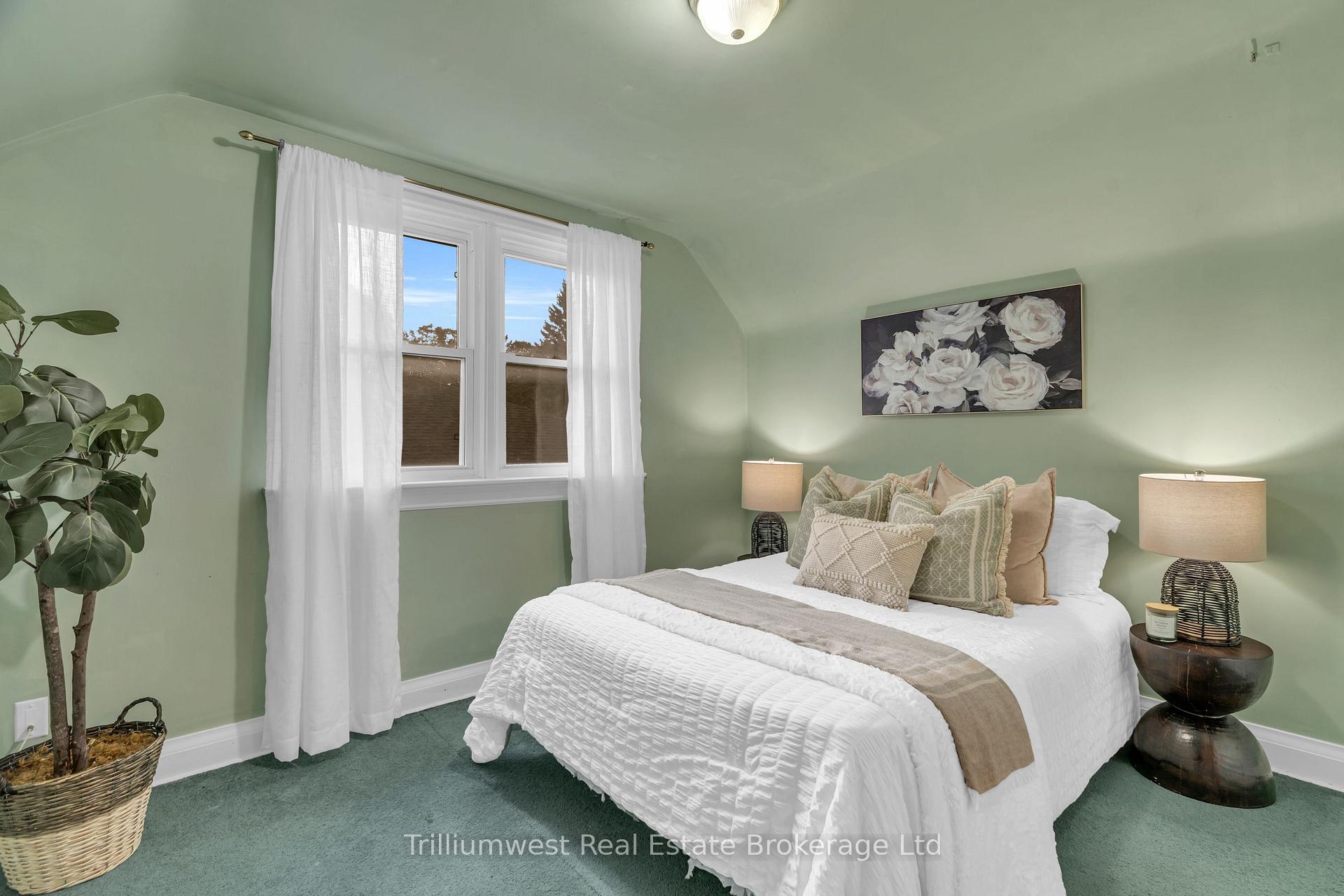 Photo 27 of 122 Metcalfe Street, Guelph, St. George's — HOMEH