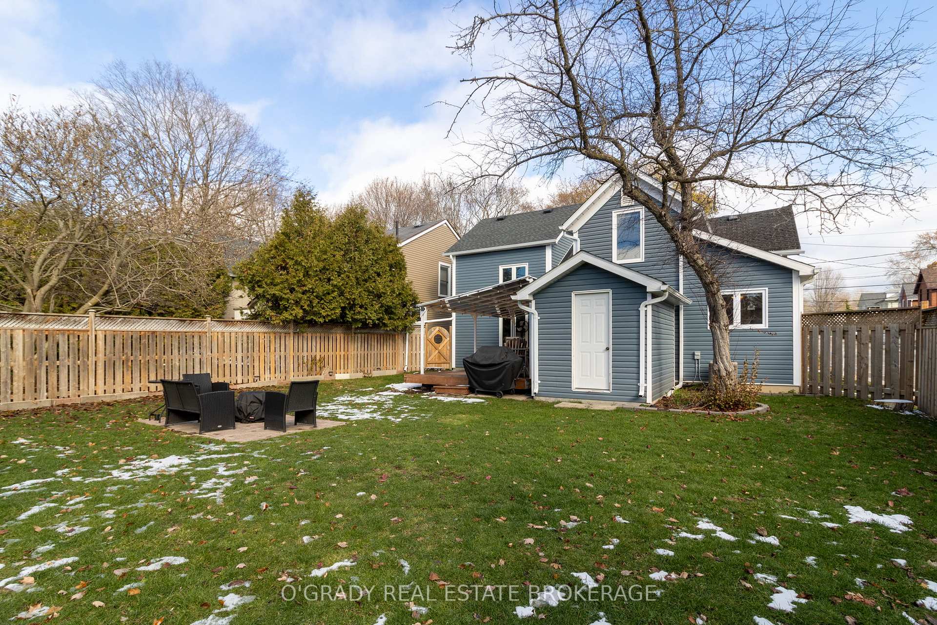 Photo 6 of 58 Murray Street, Brockville — HOMEH